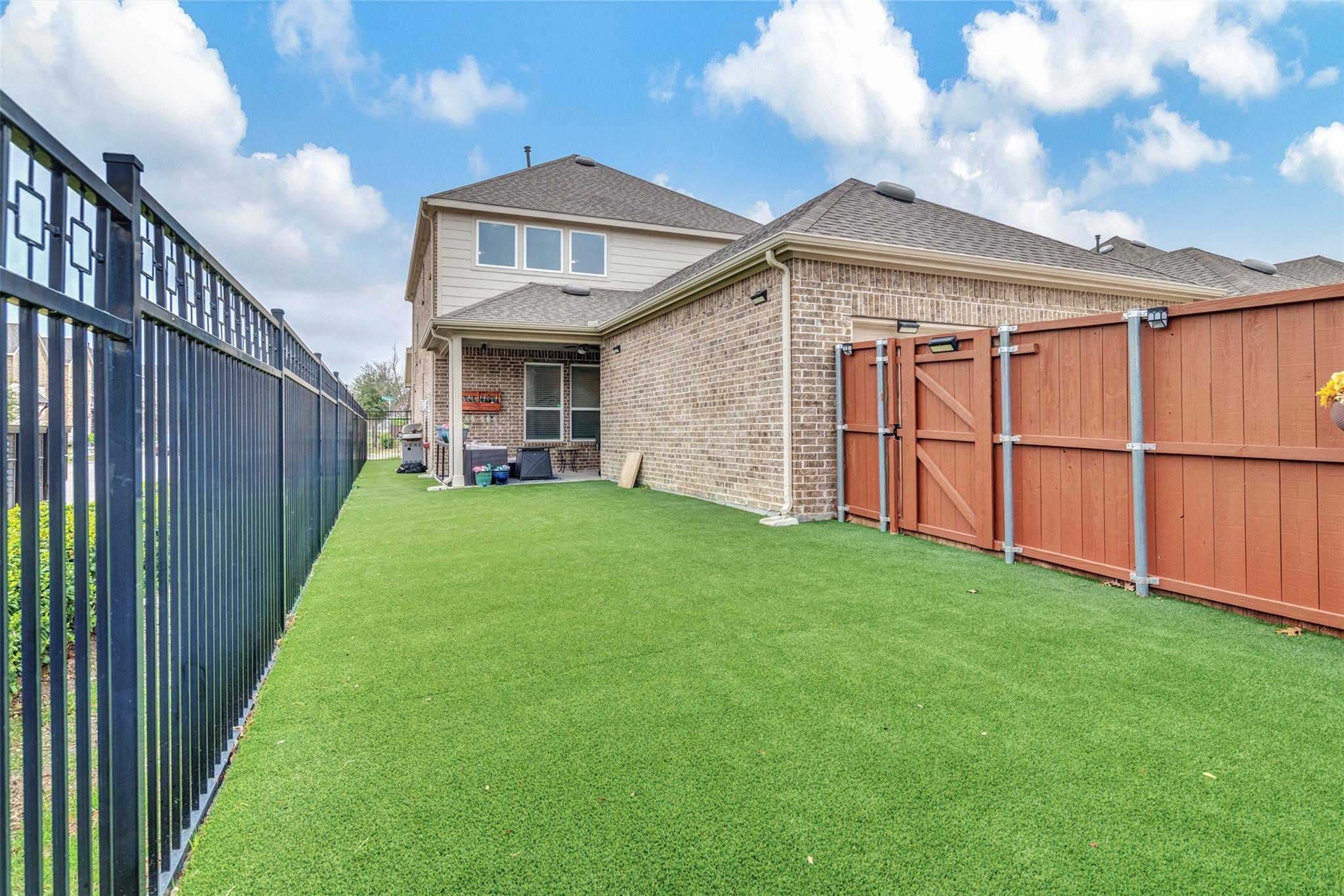430 Pasco Road Garland TX 75044