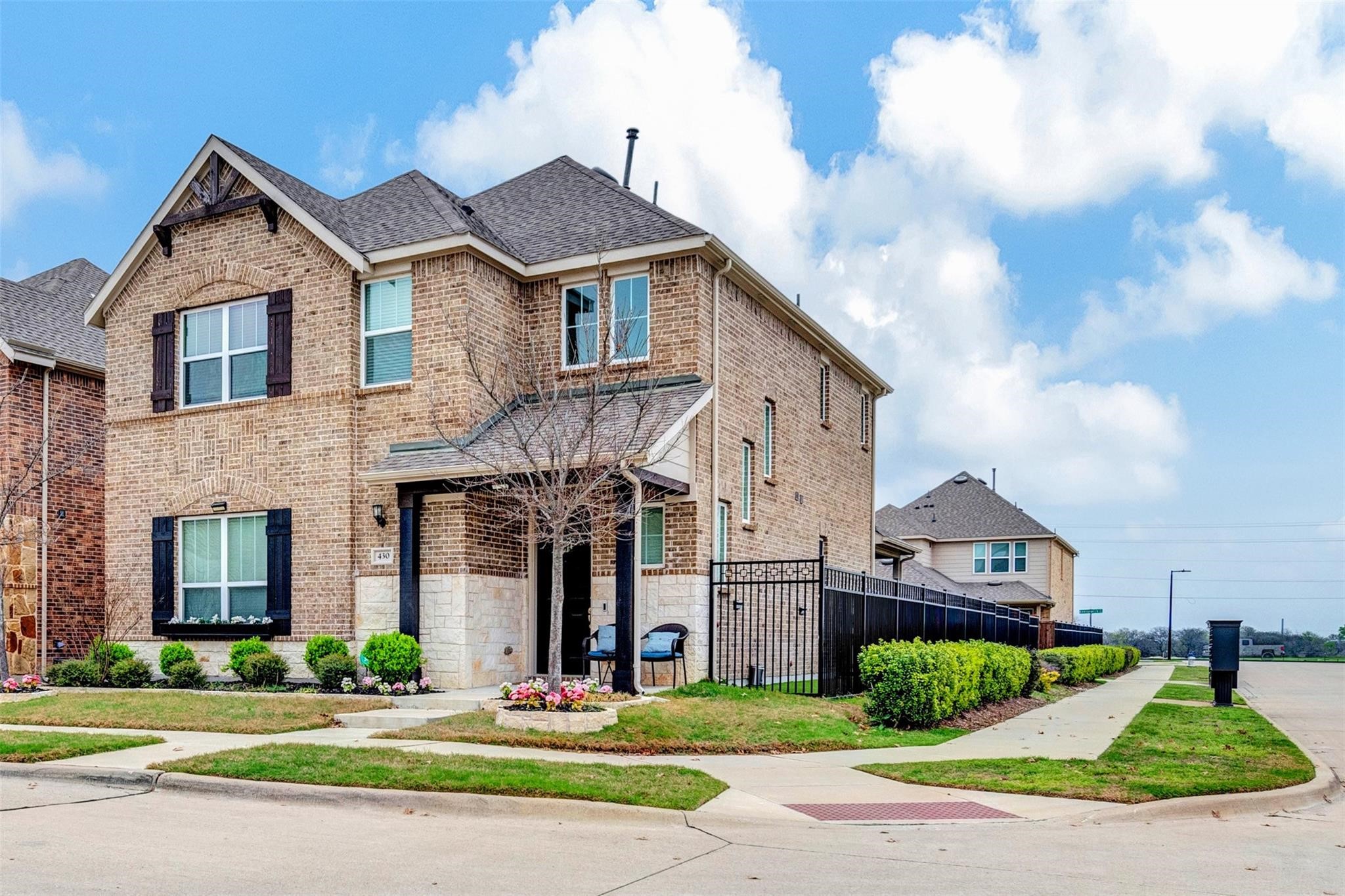 430 Pasco Road Garland TX 75044