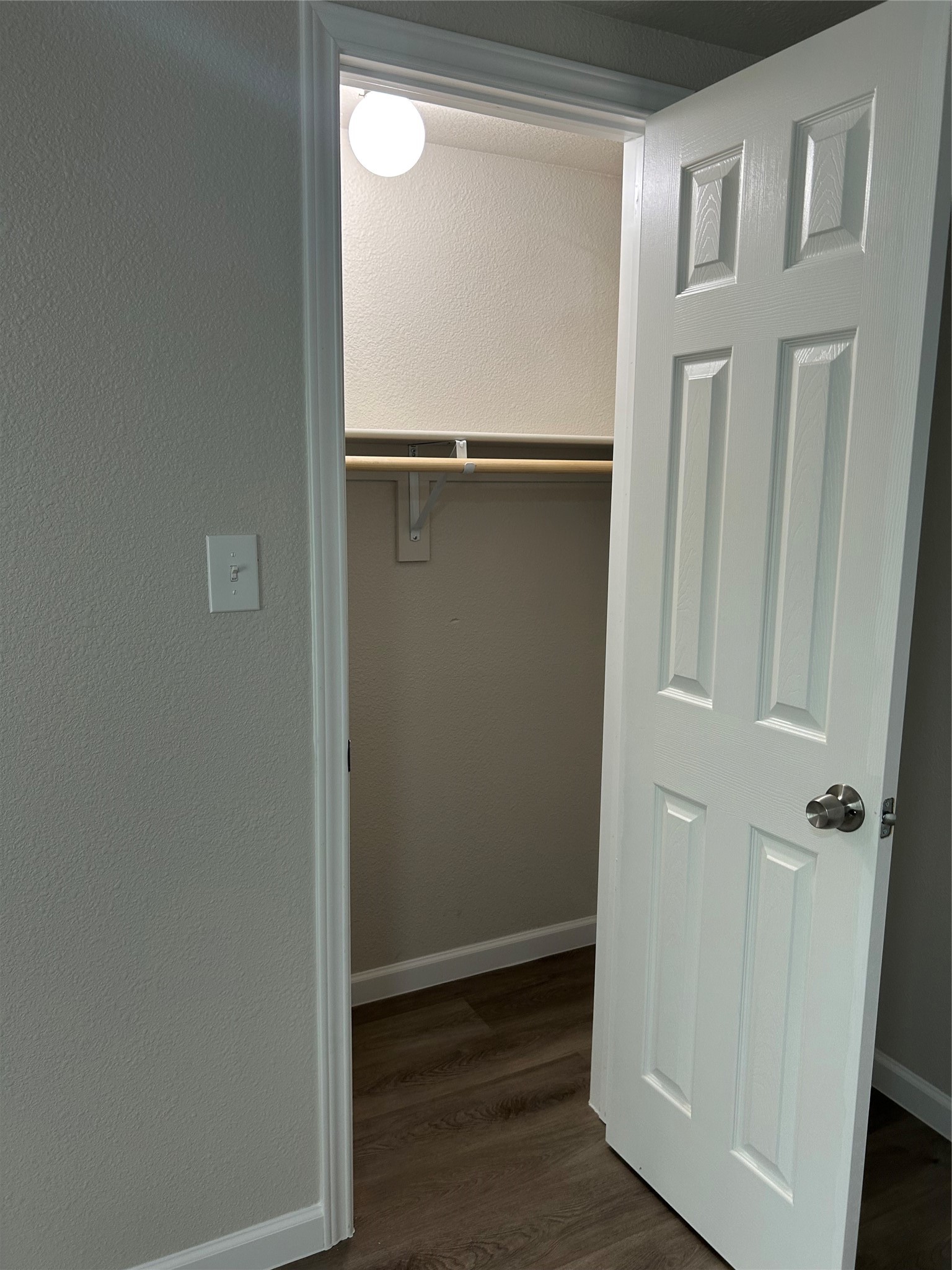 407 N Justin Avenue Dallas TX 75211