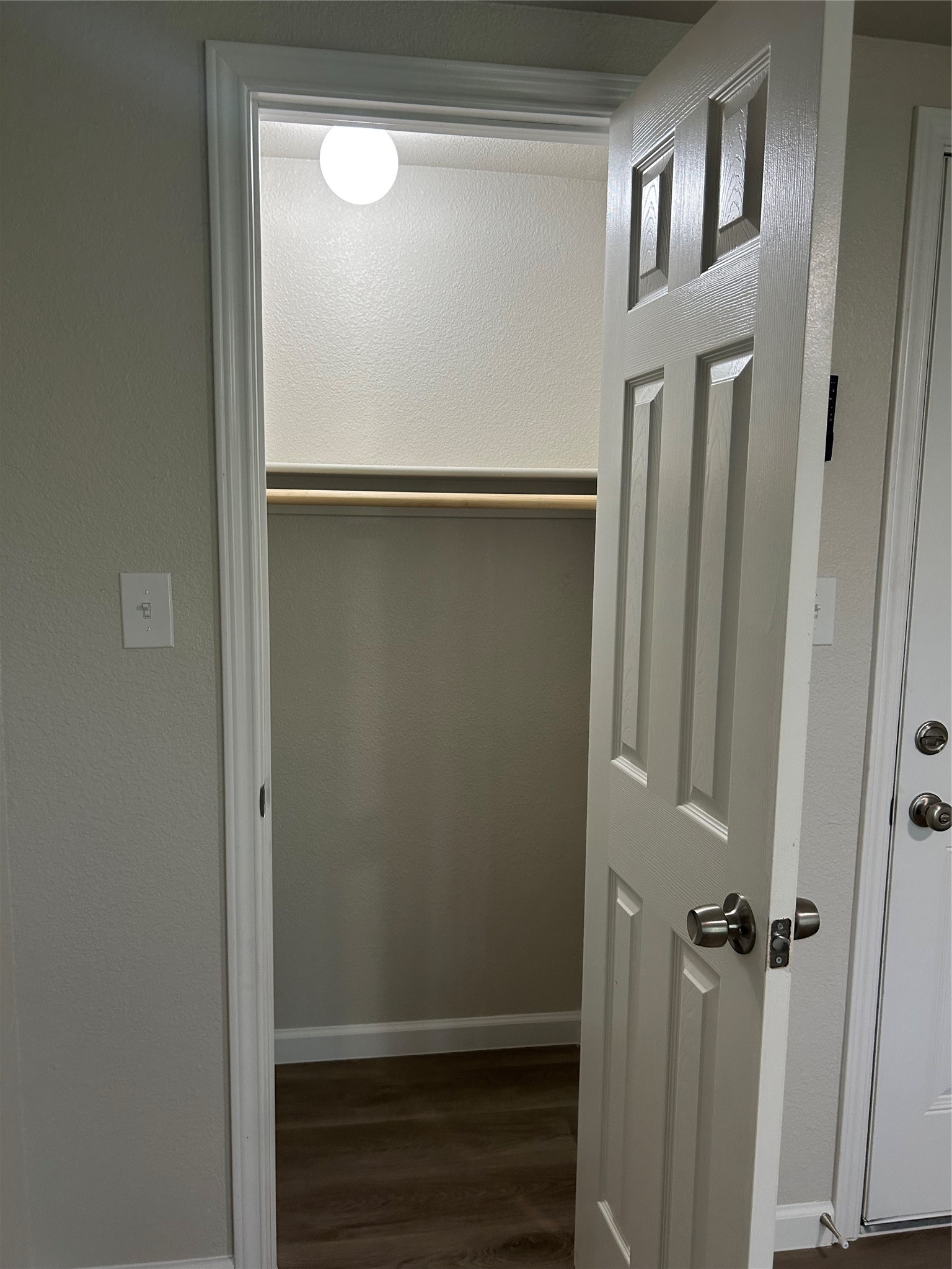 407 N Justin Avenue Dallas TX 75211