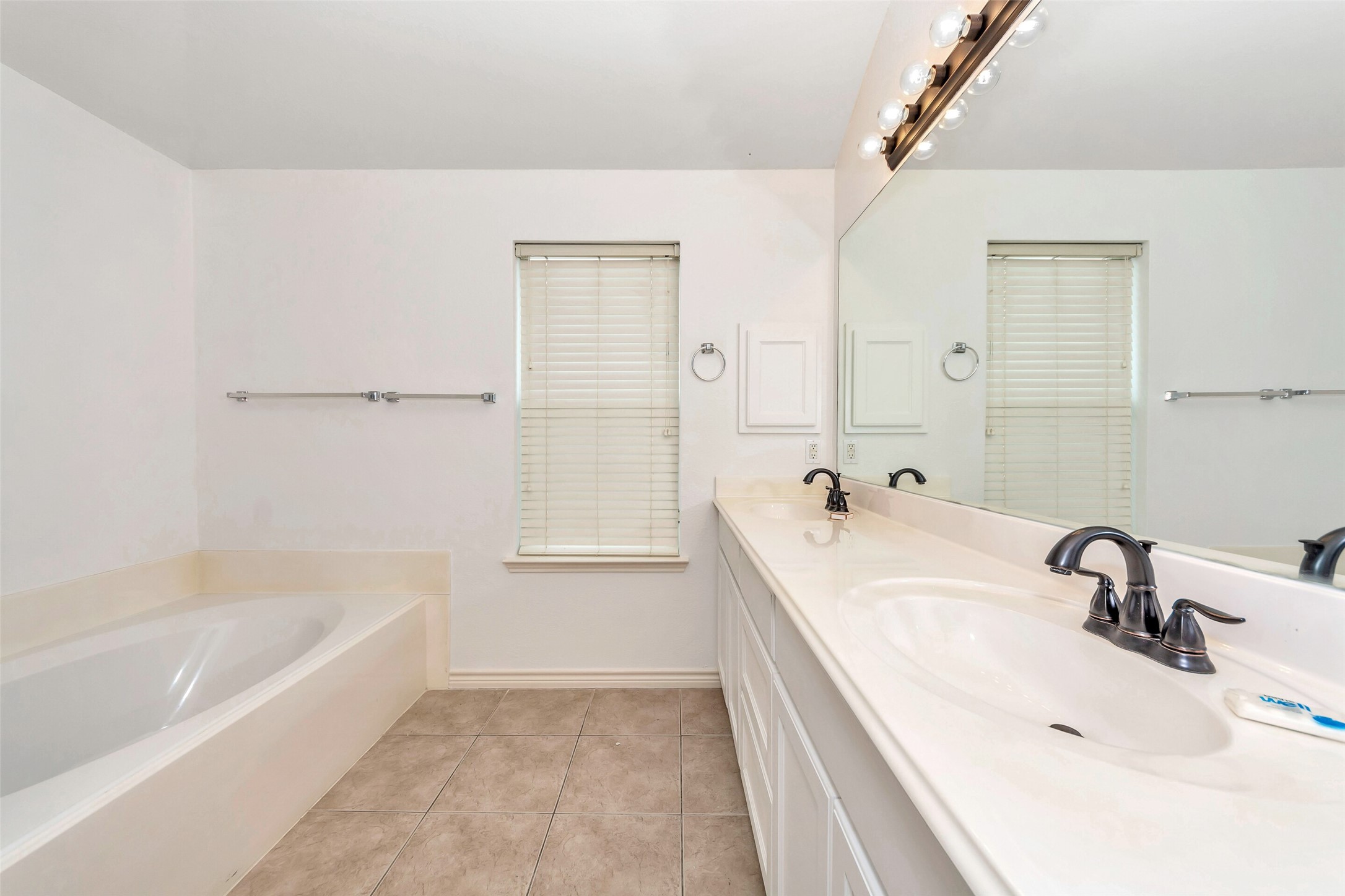 10209 Fossil Valley Drive Fort Worth TX 76131