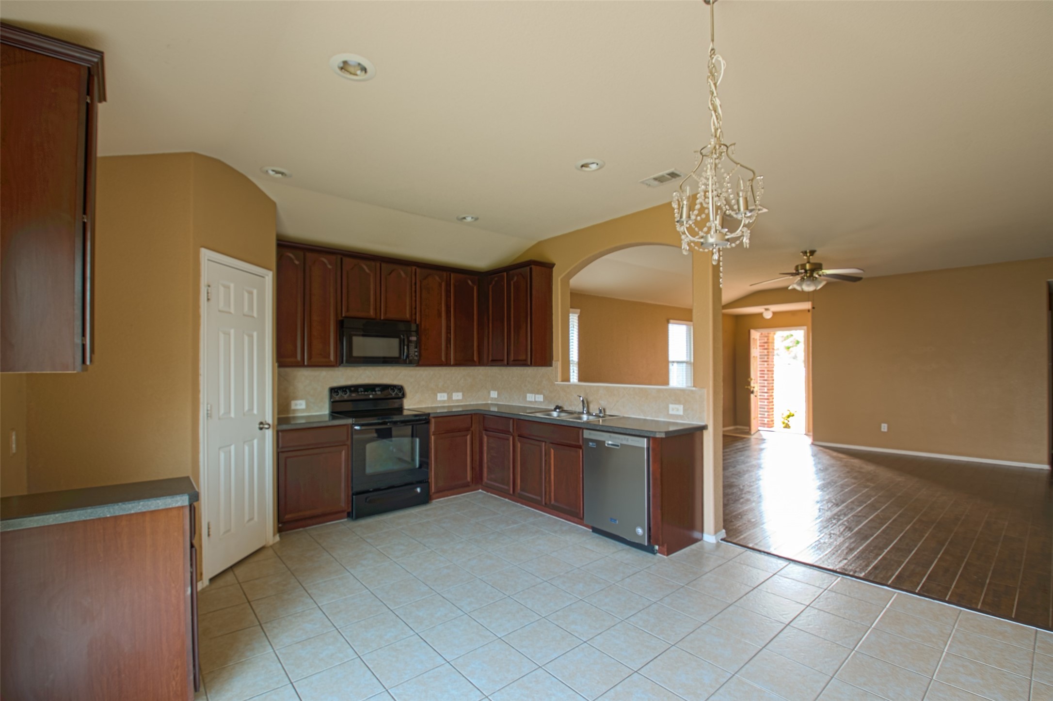 590 Arthur Drive Lavon TX 75166