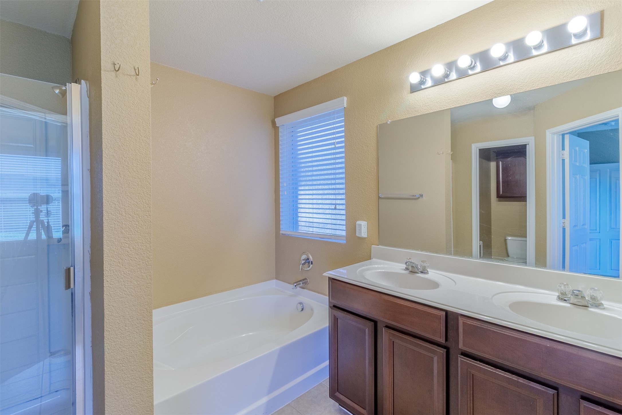590 Arthur Drive Lavon TX 75166