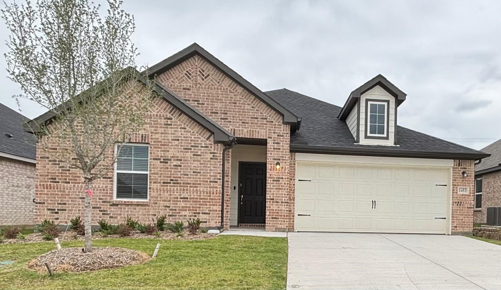 1453 Native Blooms Way Justin TX 76247