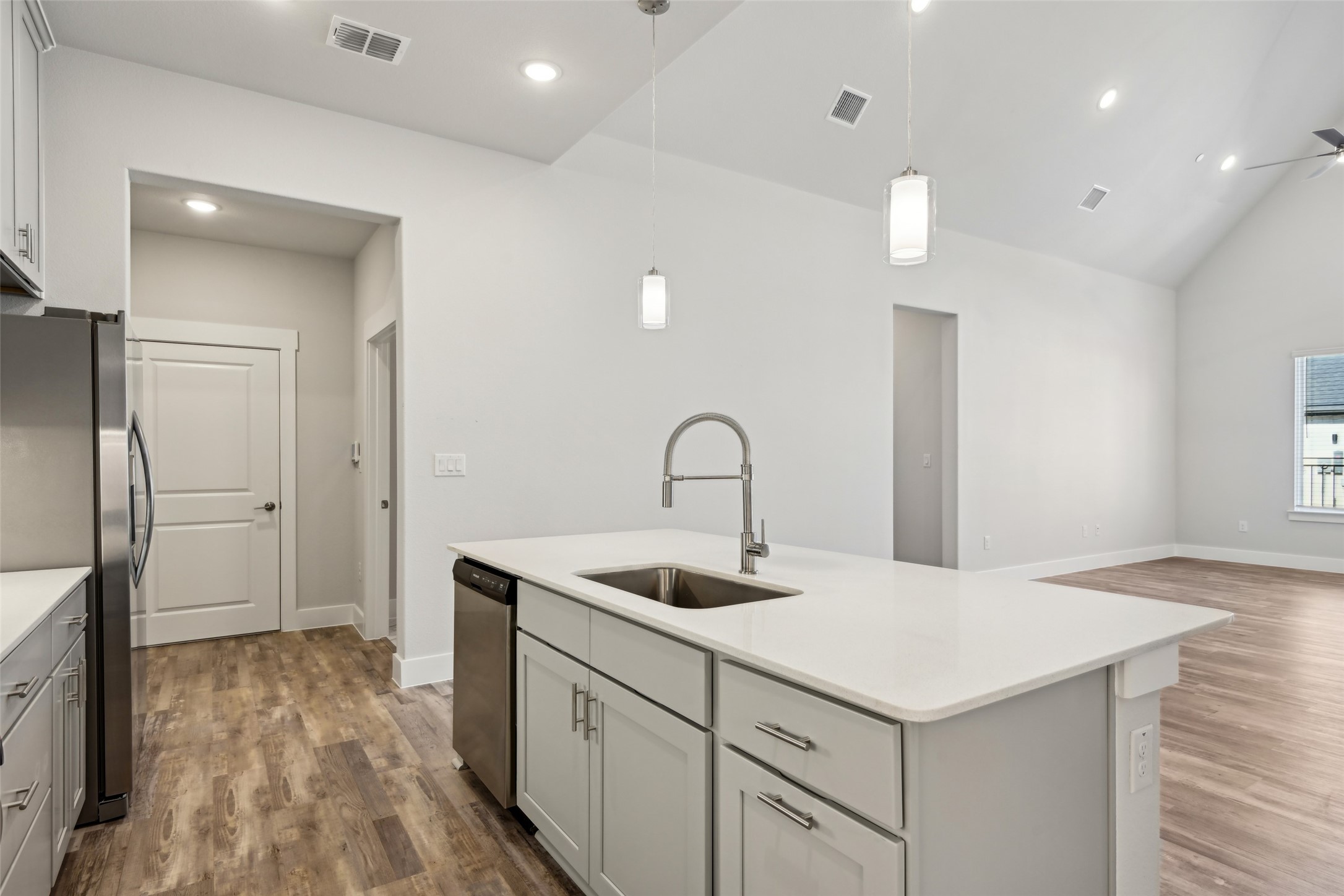 3155 Winter Rose Way Arlington TX 76005
