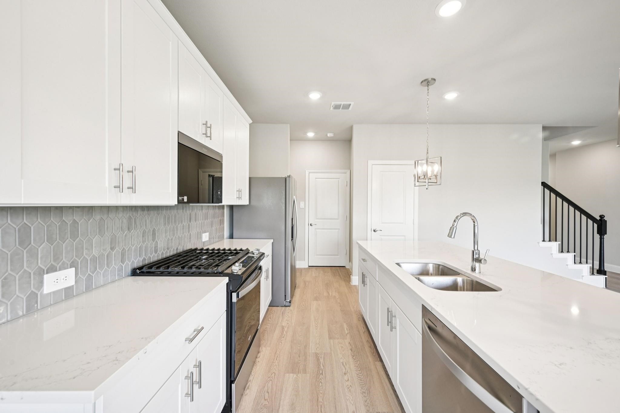 718 London Town Lane Princeton TX 75071