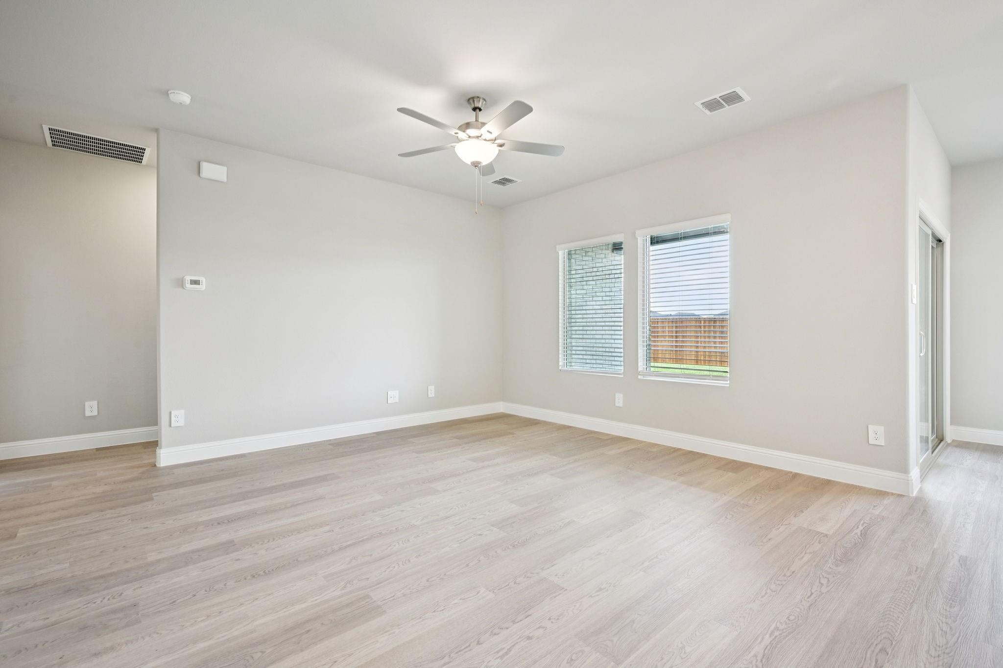 718 London Town Lane Princeton TX 75071