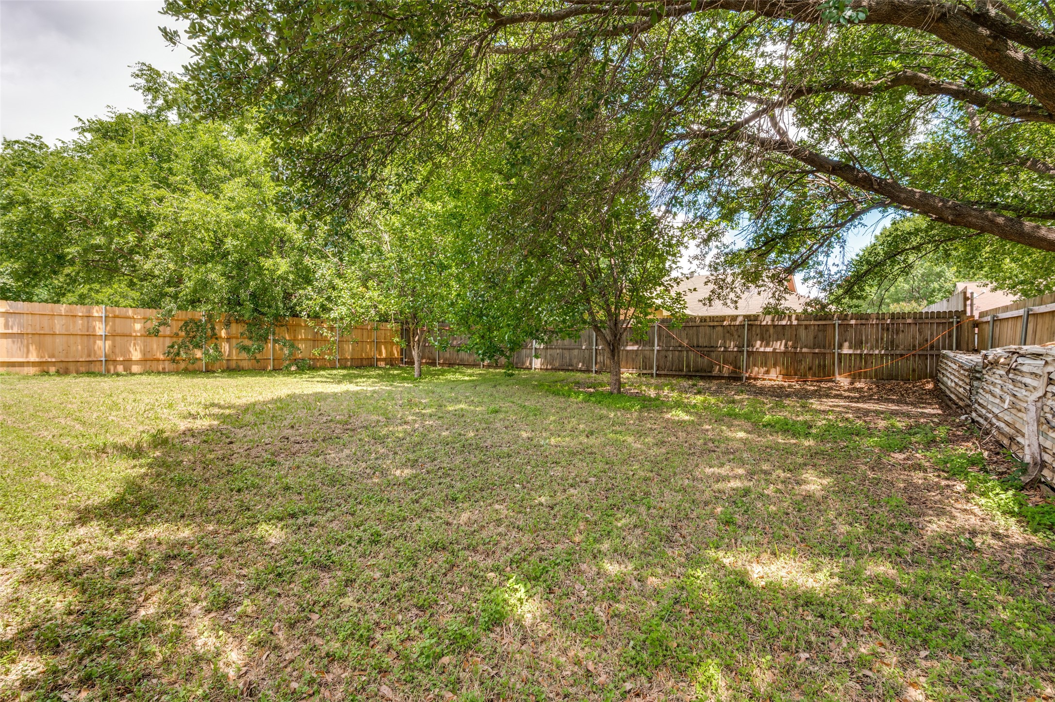 405 Myrtle Drive Arlington TX 76018