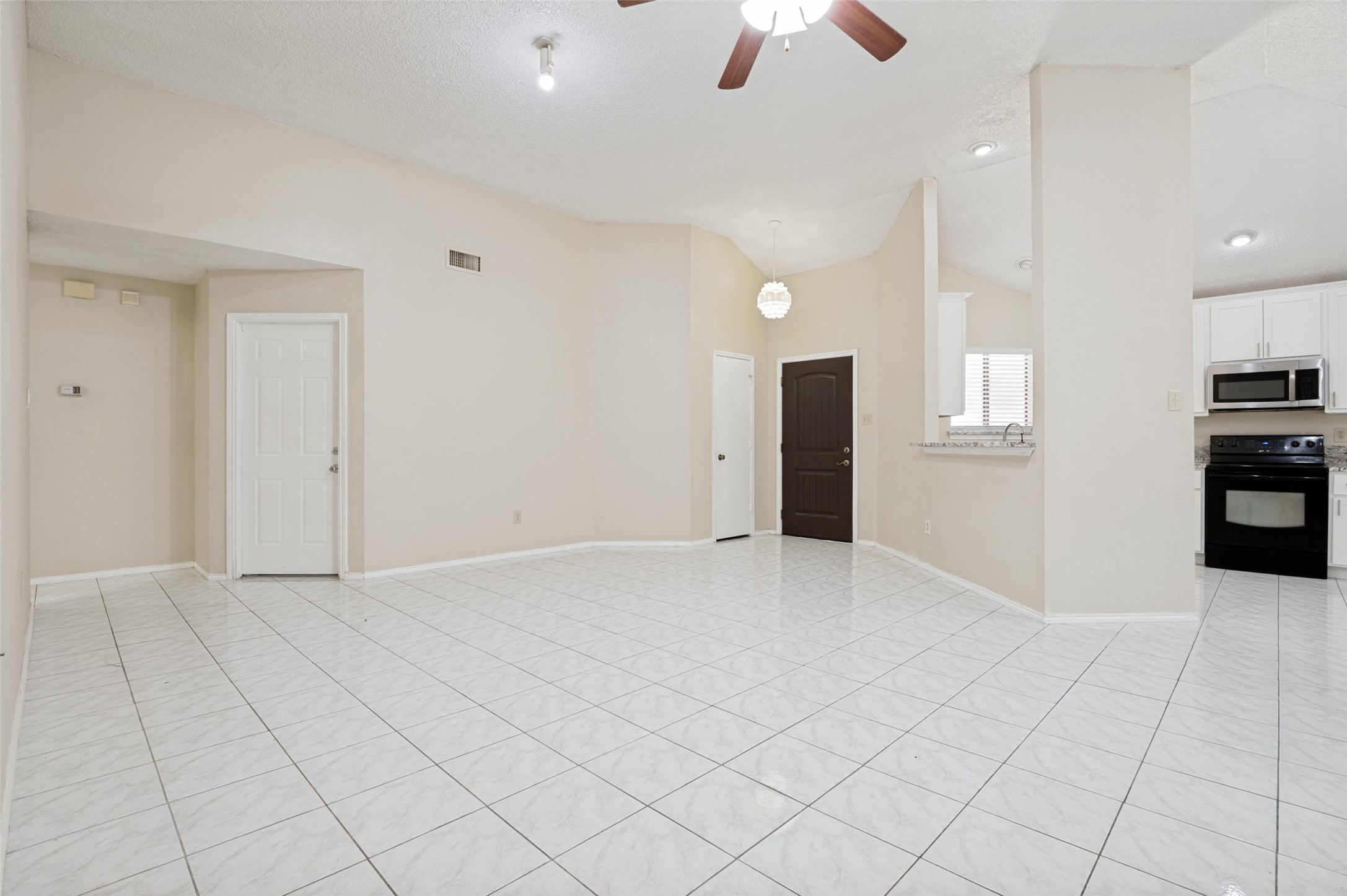 405 Myrtle Drive Arlington TX 76018