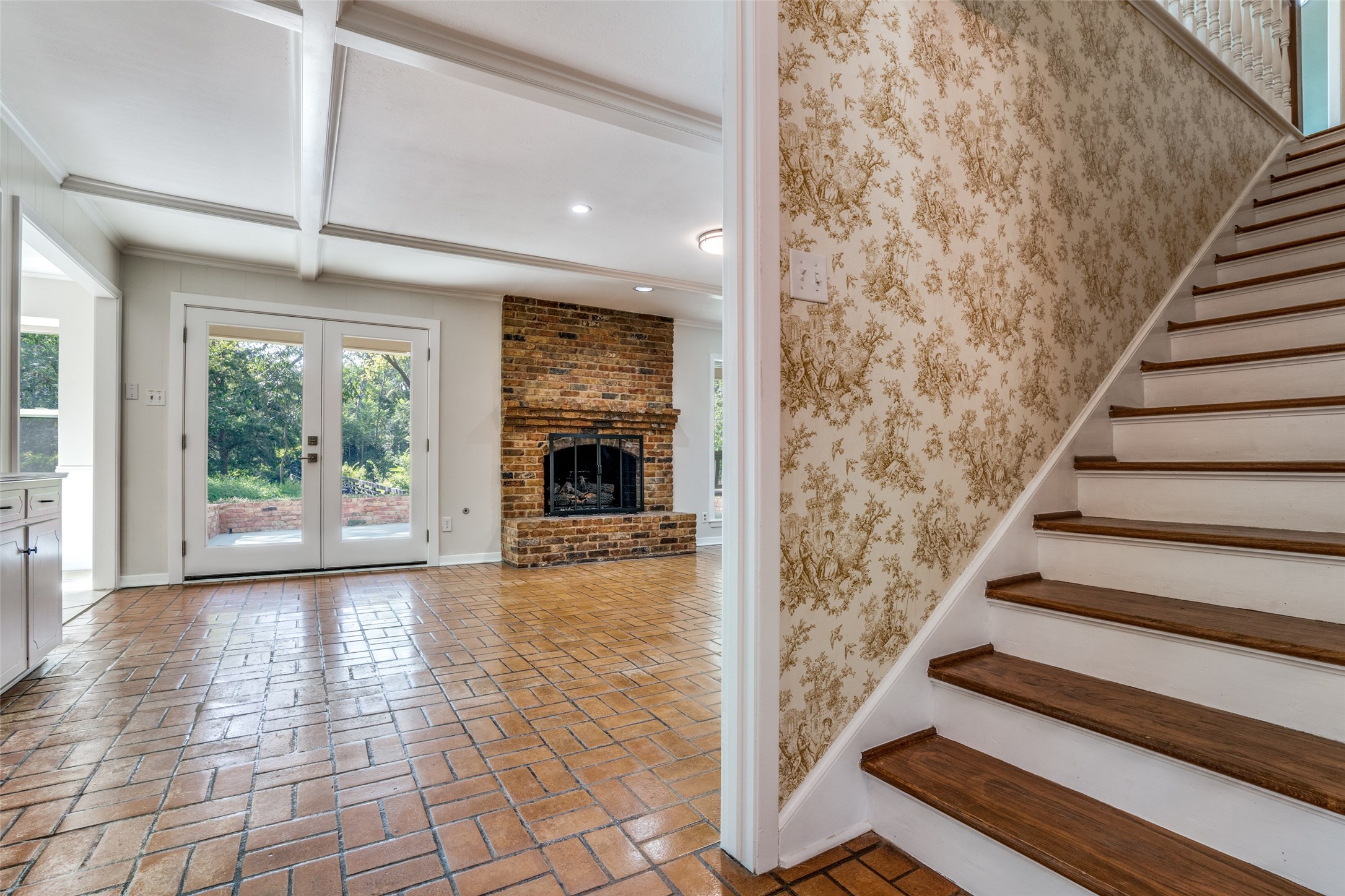 10534 Royal Springs Drive Dallas TX 75229