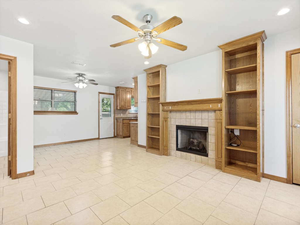 544 Thompson Drive Saginaw TX 76179