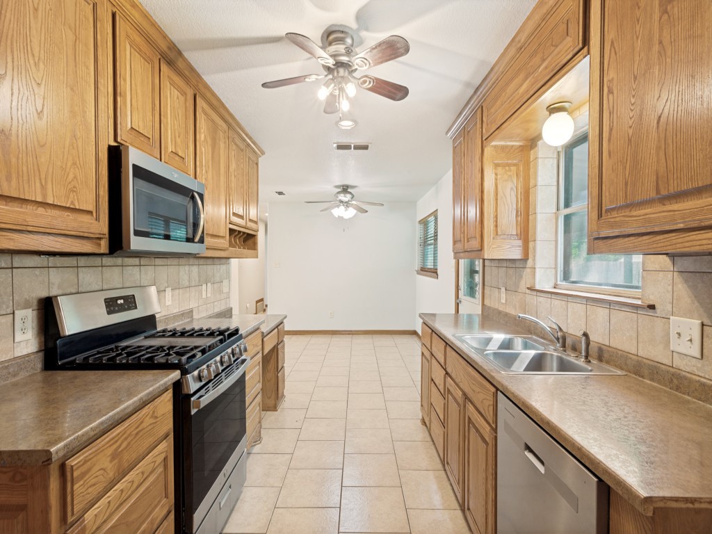 544 Thompson Drive Saginaw TX 76179
