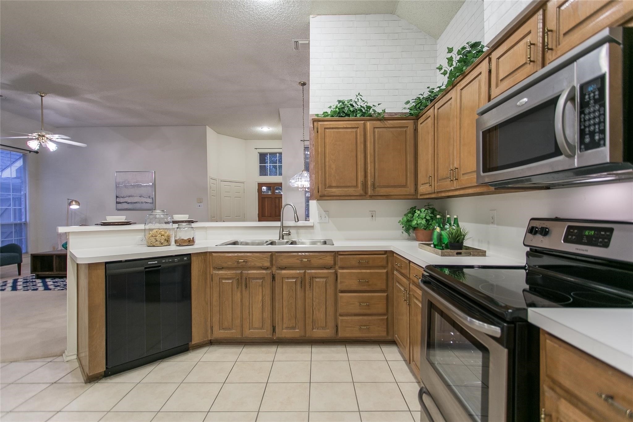 2978 Crystal Springs Lane Richardson TX 75082