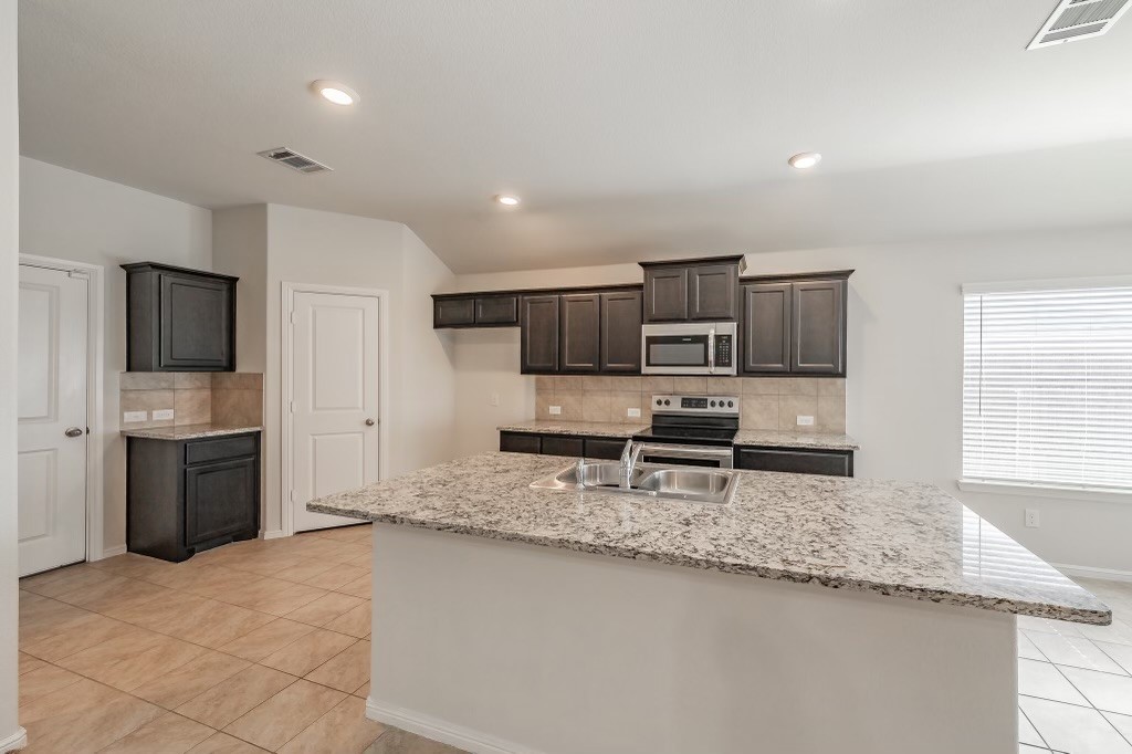 709 High Summit Trail Fort Worth TX 76131