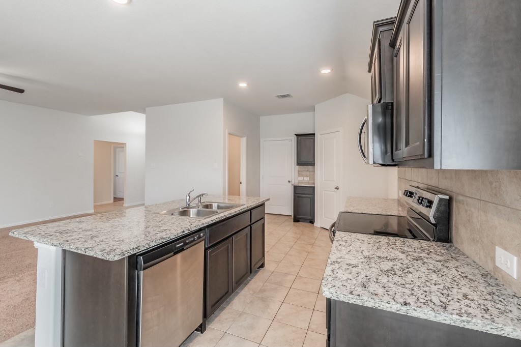 709 High Summit Trail Fort Worth TX 76131
