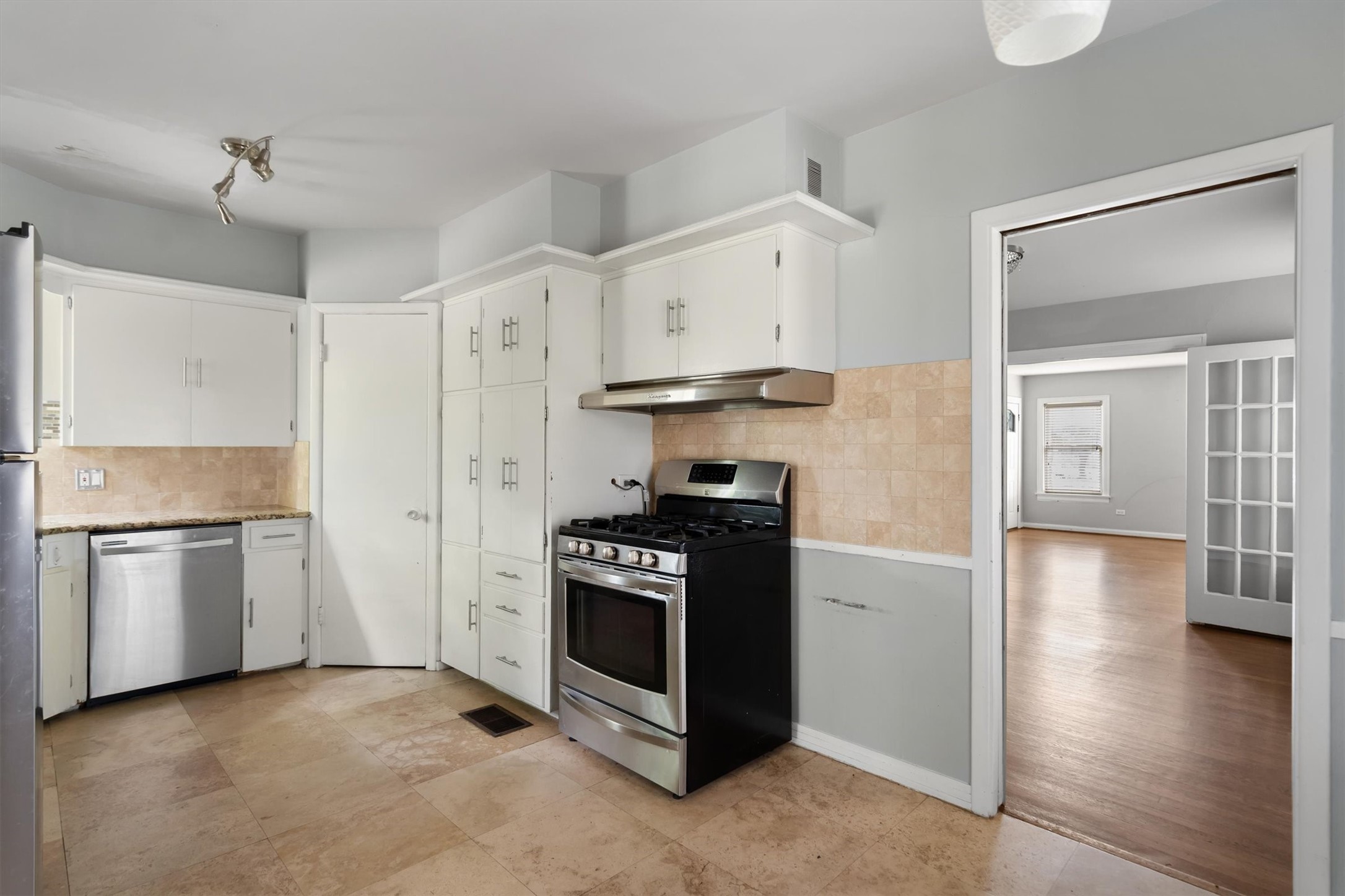 6129 Reiger Avenue Dallas TX 75214