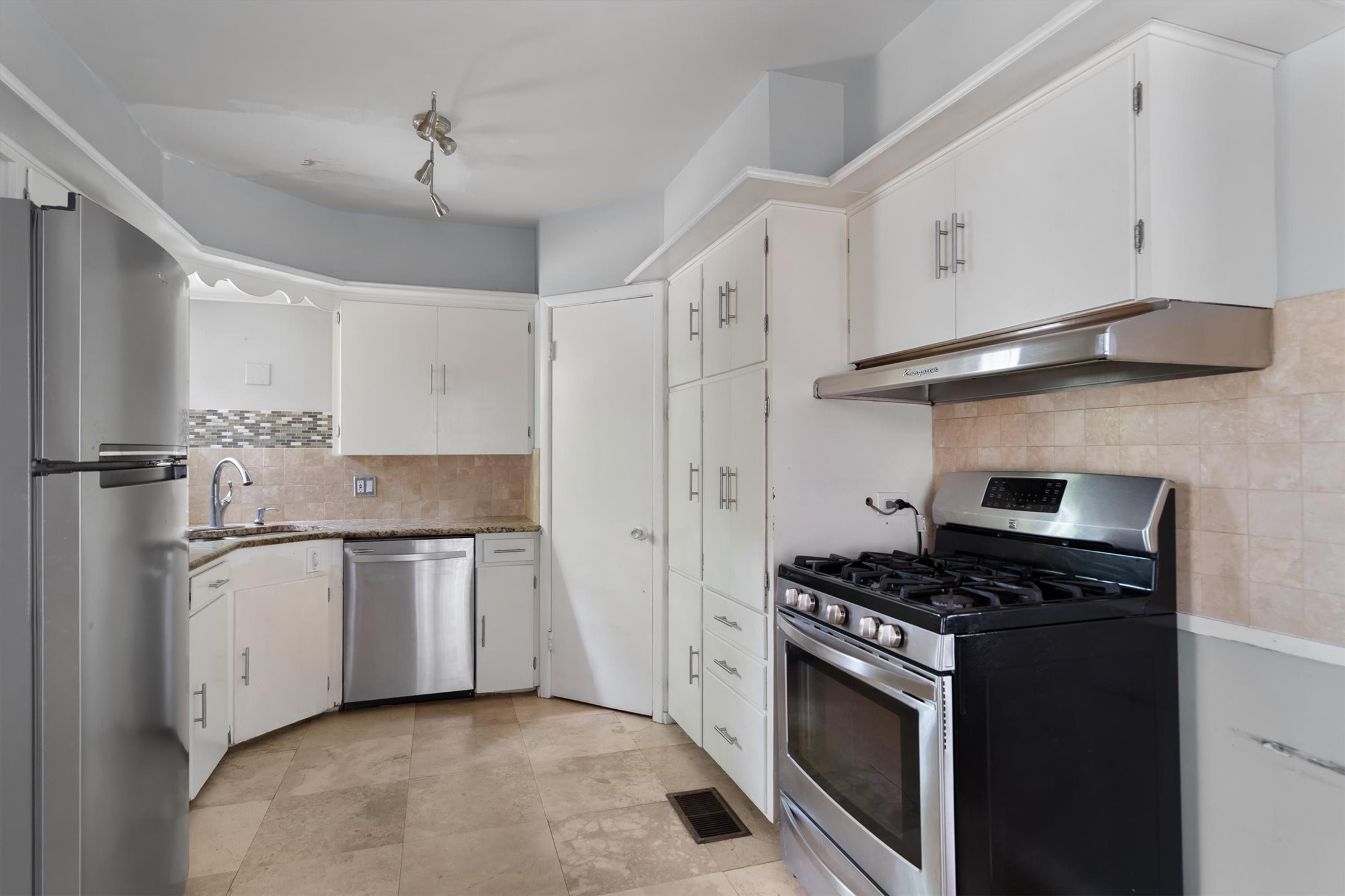 6129 Reiger Avenue Dallas TX 75214