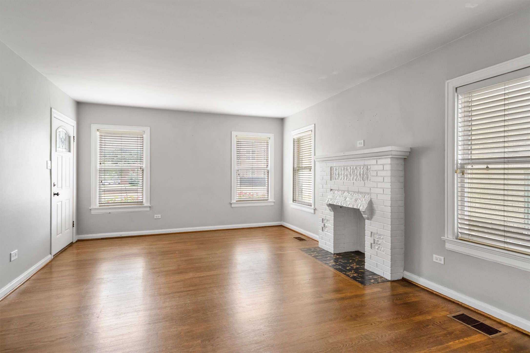 6129 Reiger Avenue Dallas TX 75214