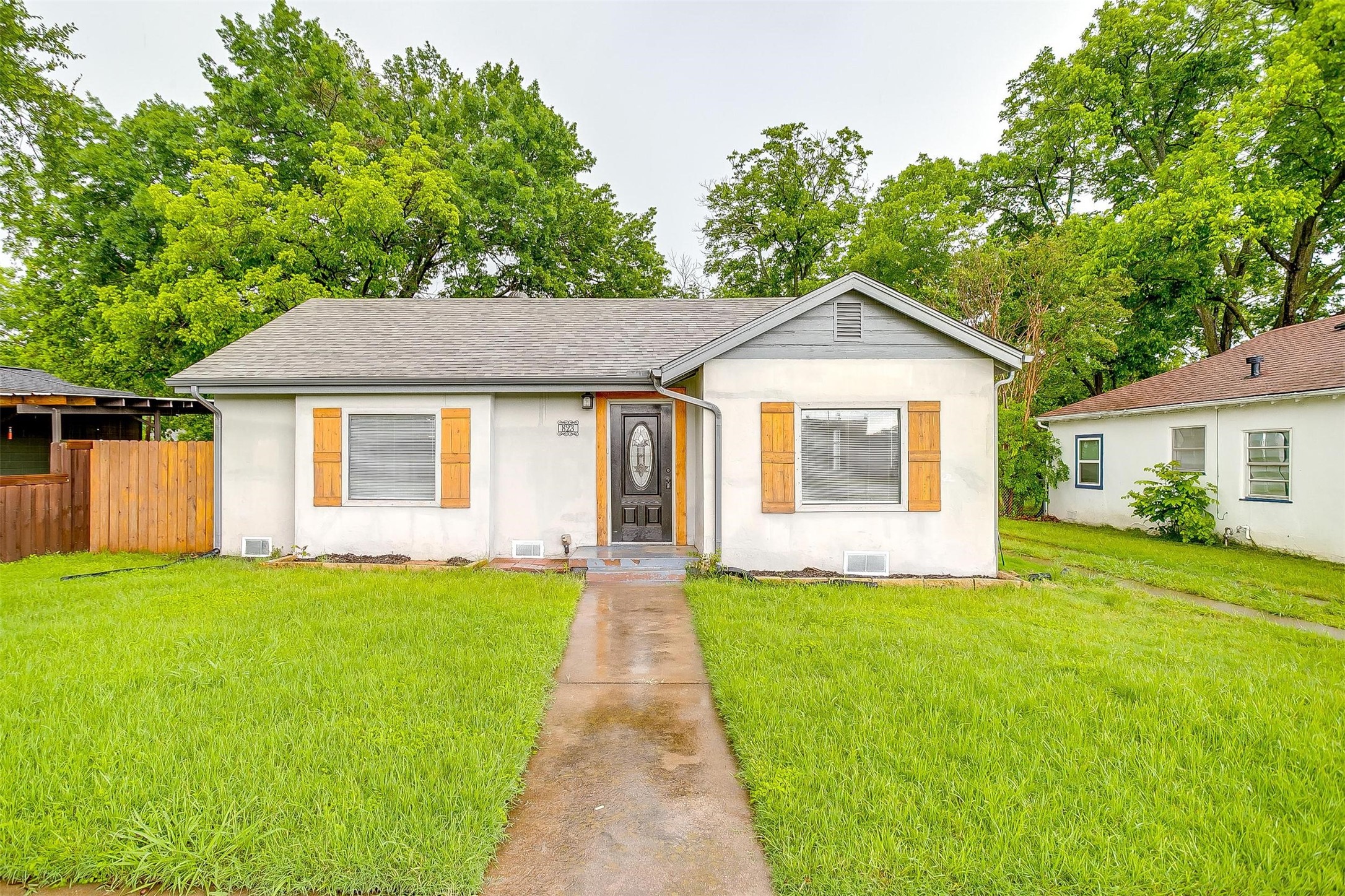823 College Street Cleburne TX 76033
