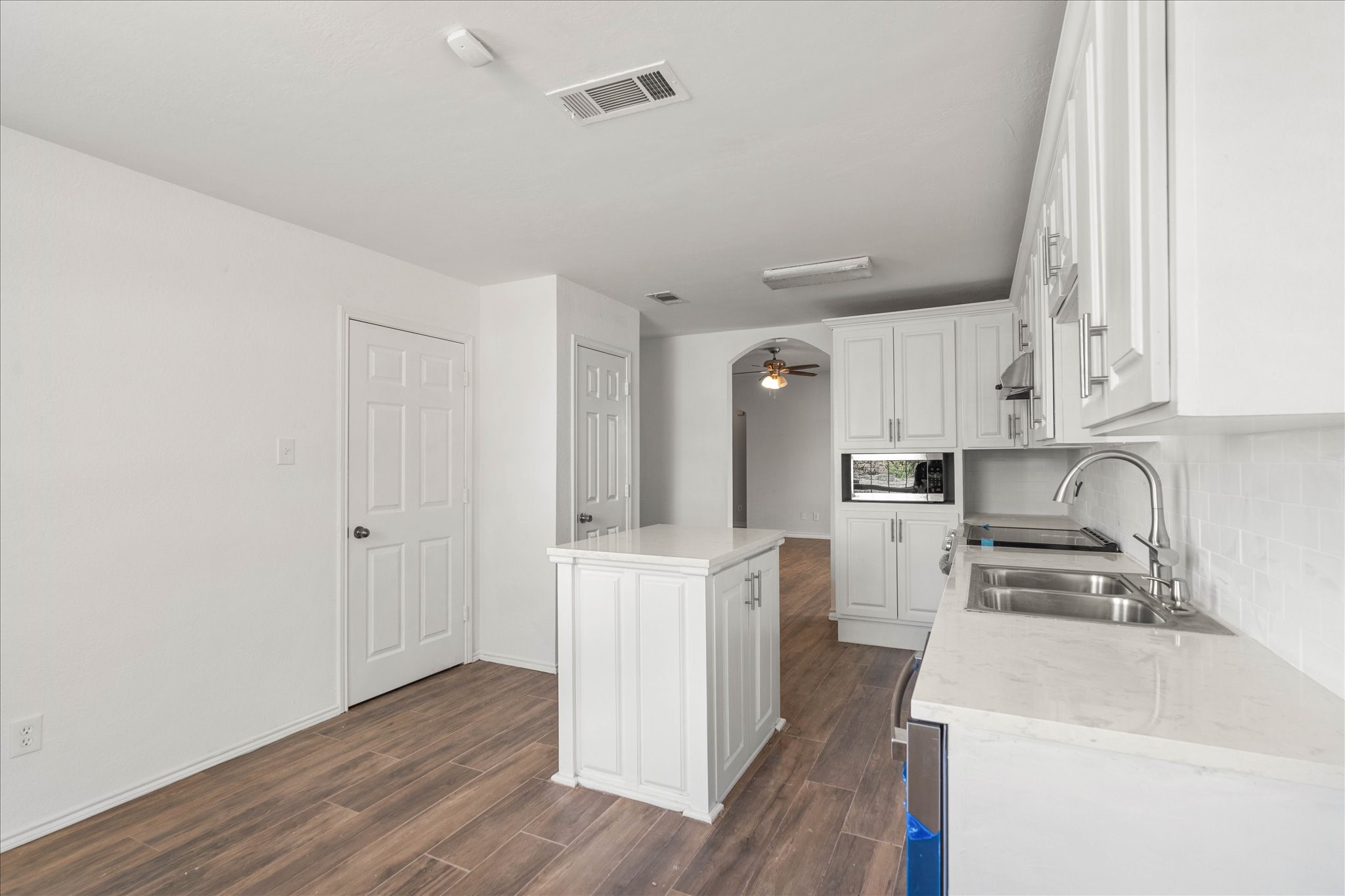 2732 Brea Canyon Road Fort Worth TX 76108