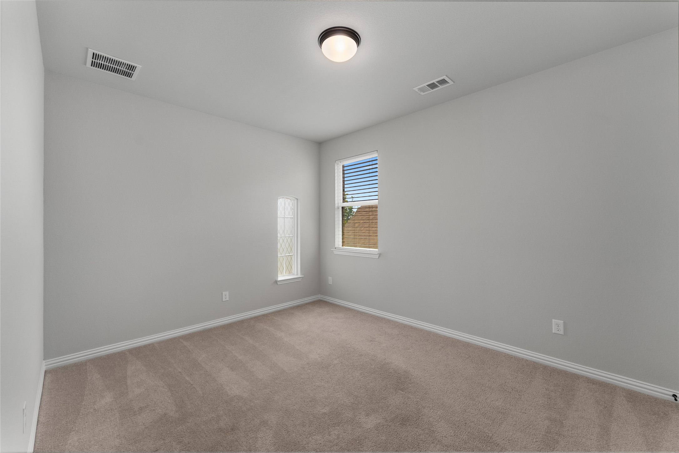 1565 Amesbury Way Farmers Branch TX 75234