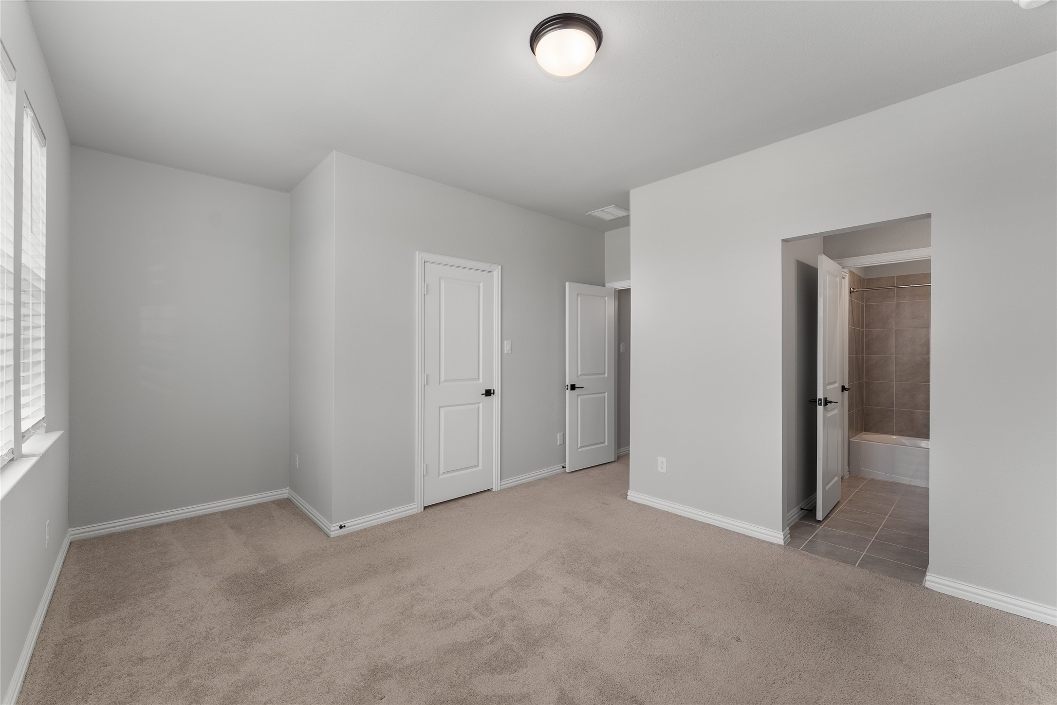 1565 Amesbury Way Farmers Branch TX 75234