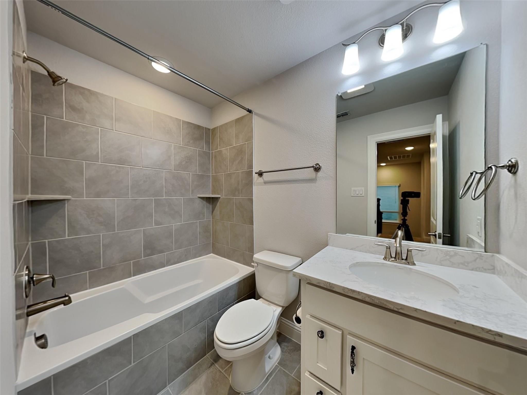 6830 Colonnade Drive Irving TX 75039