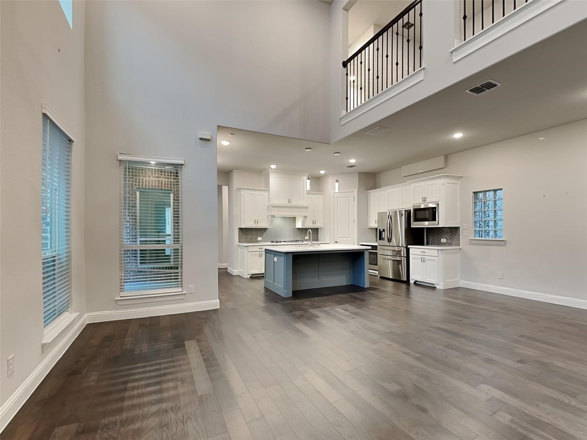 6830 Colonnade Drive Irving TX 75039