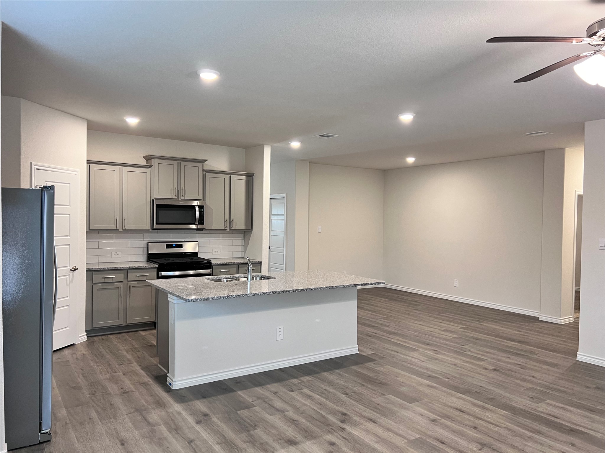 9713 Tinsley Street Aubrey TX 76227