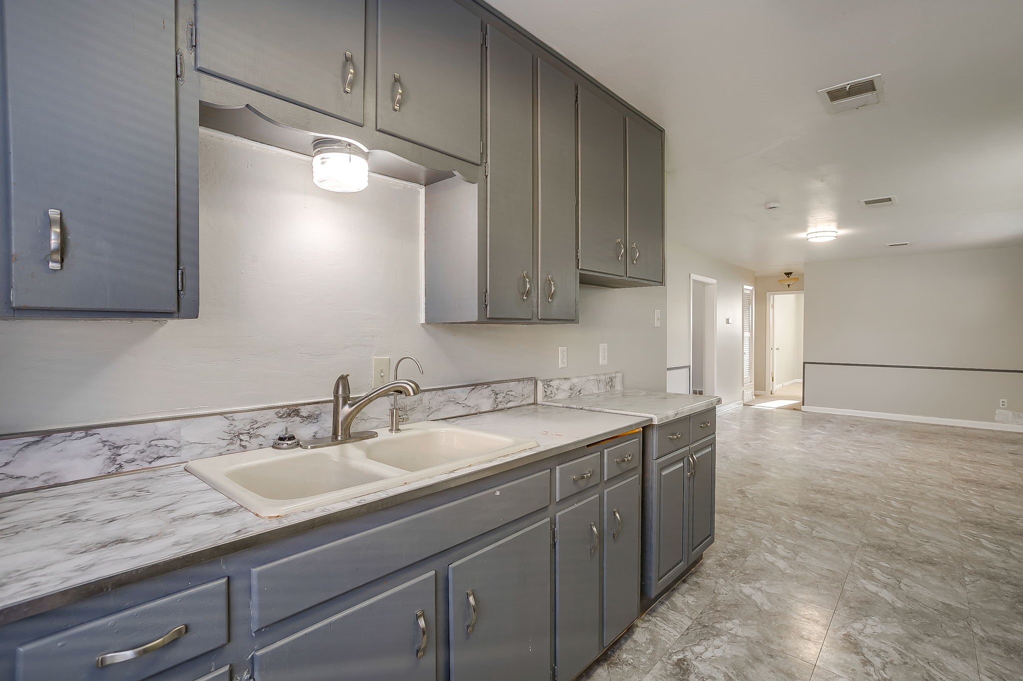 2101 Bettibart Street Fort Worth TX 76134