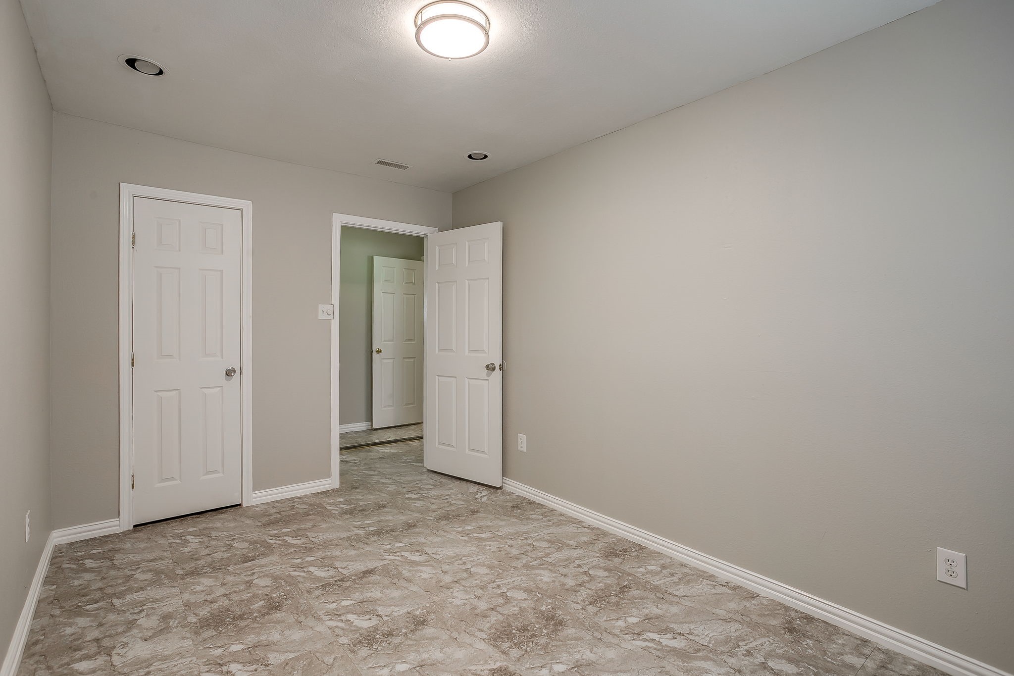 2101 Bettibart Street Fort Worth TX 76134