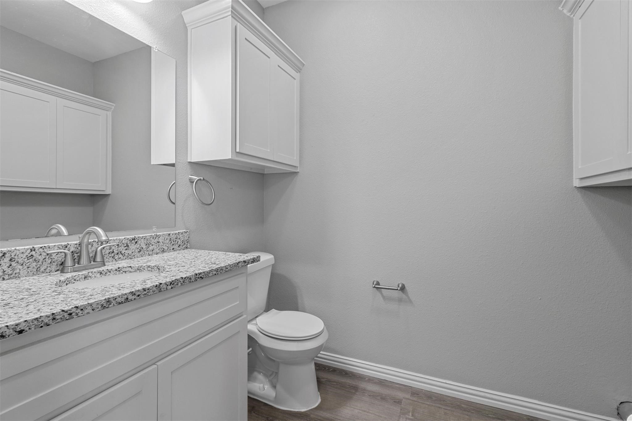 525-527 E Ball Street Tom Bean TX 75489