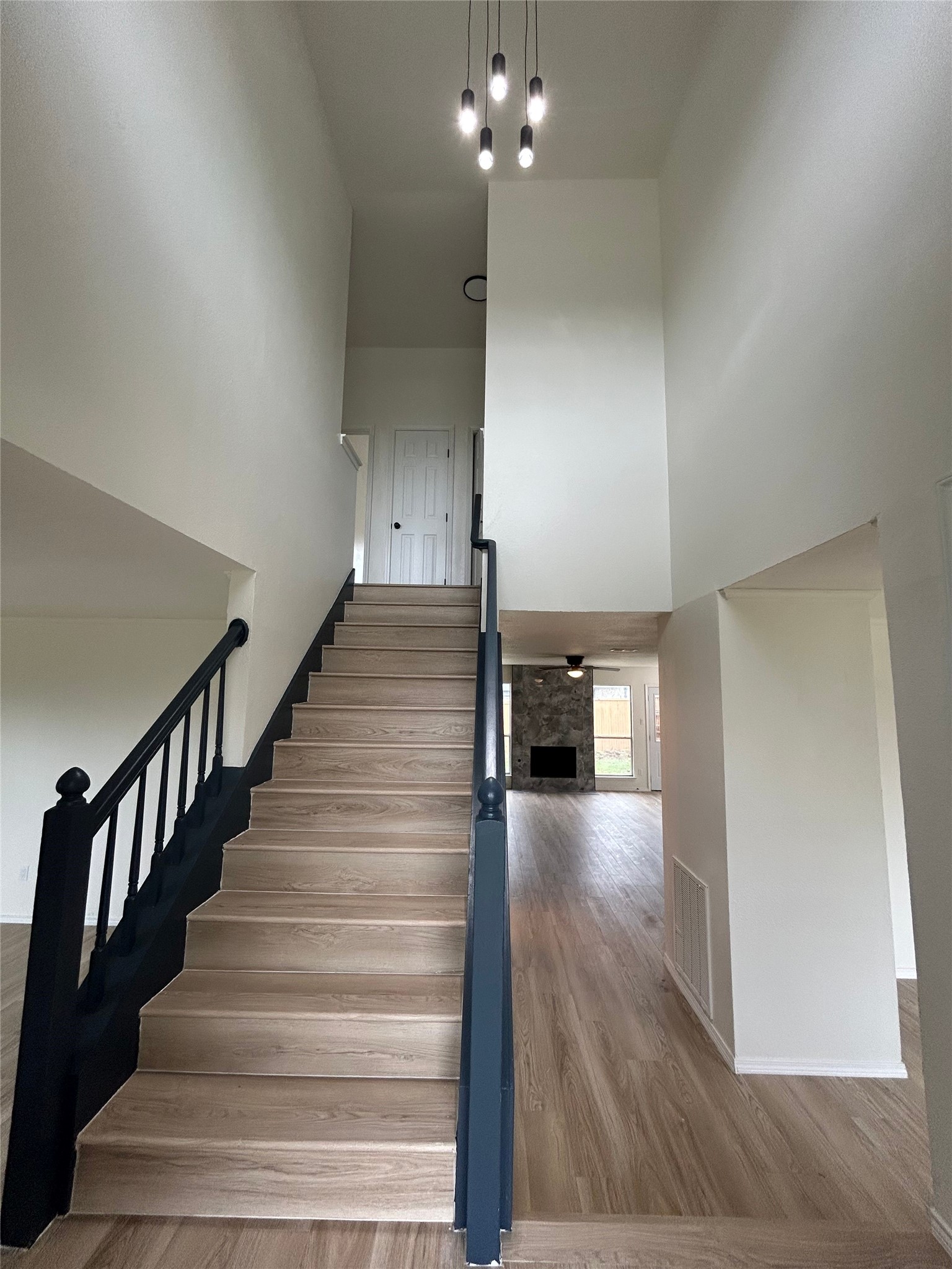 1131 Holly Drive Carrollton TX 75010