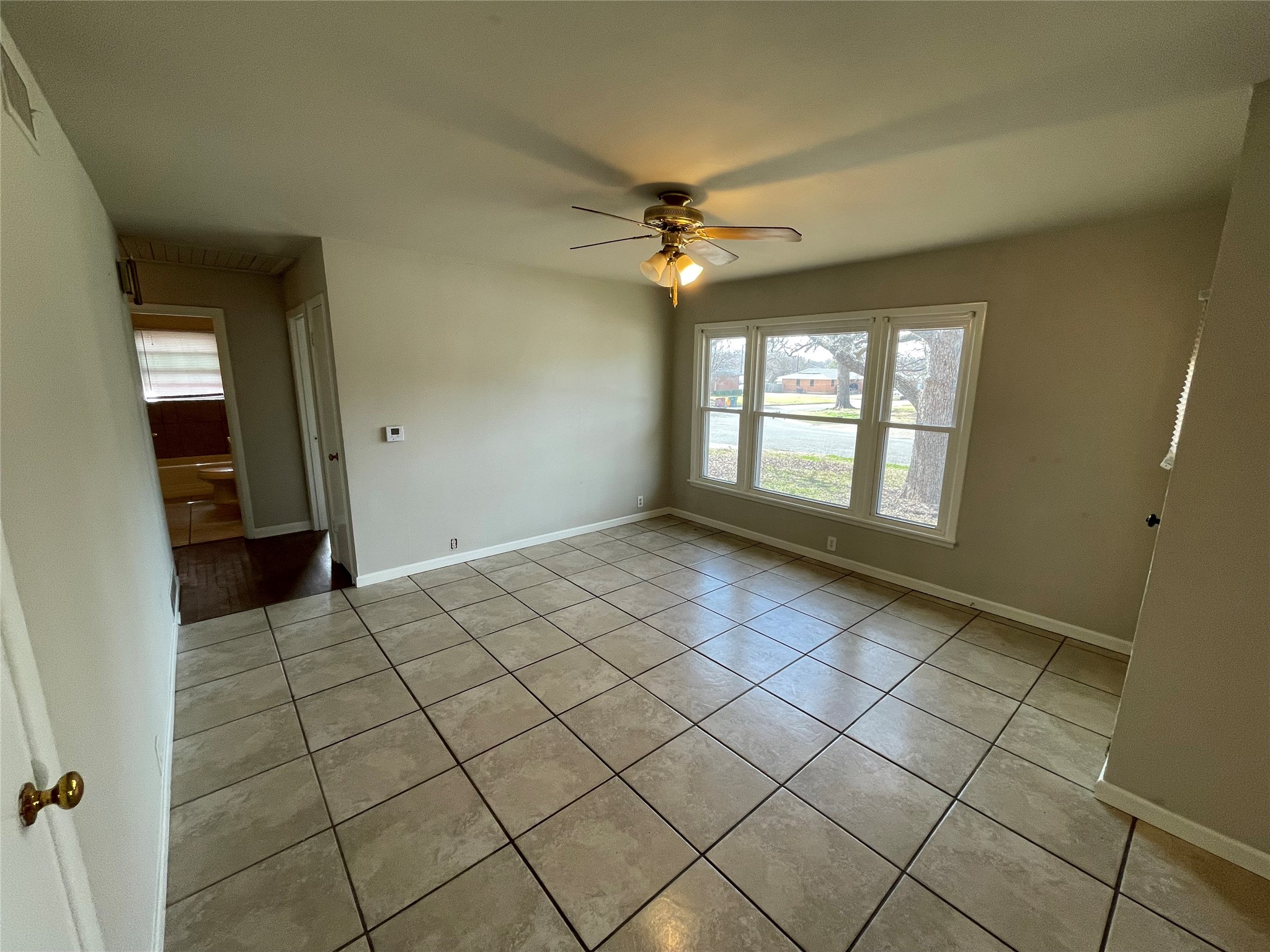 1309 N Binkley Street Sherman TX 75092