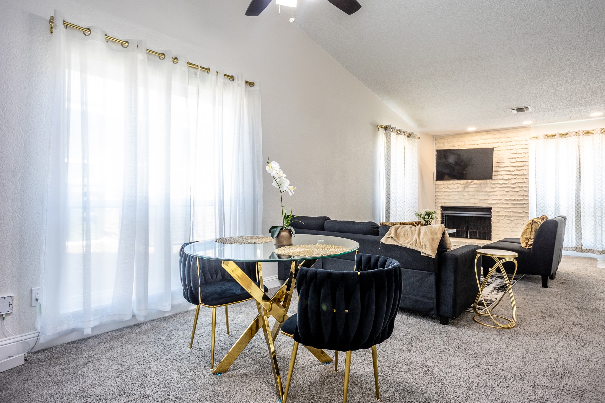 2734 Sherry Street Arlington TX 76014