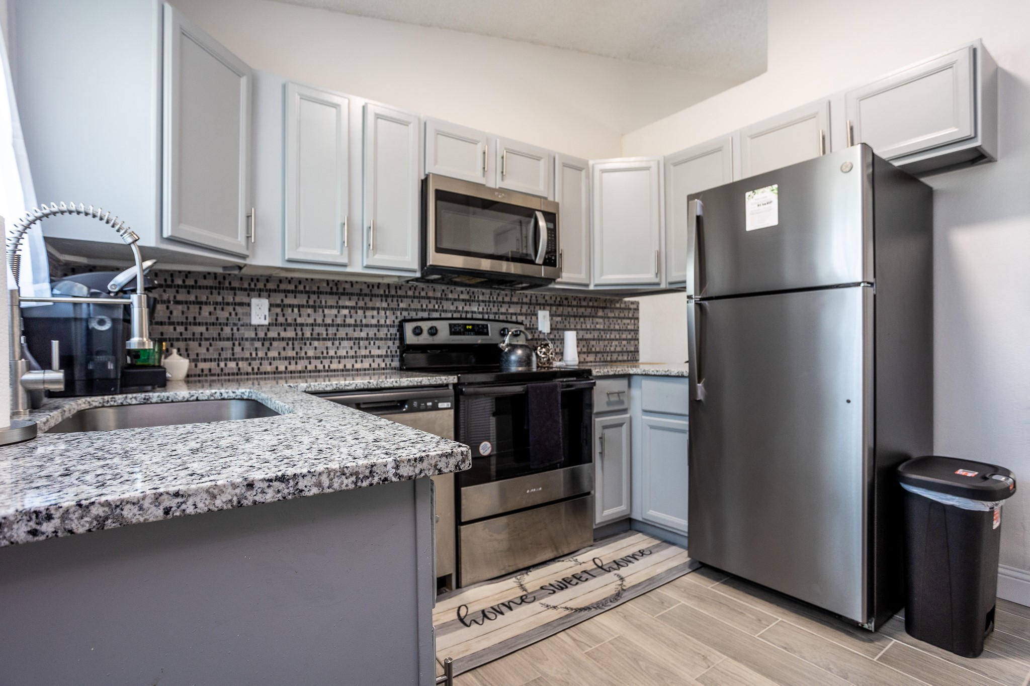2734 Sherry Street Arlington TX 76014
