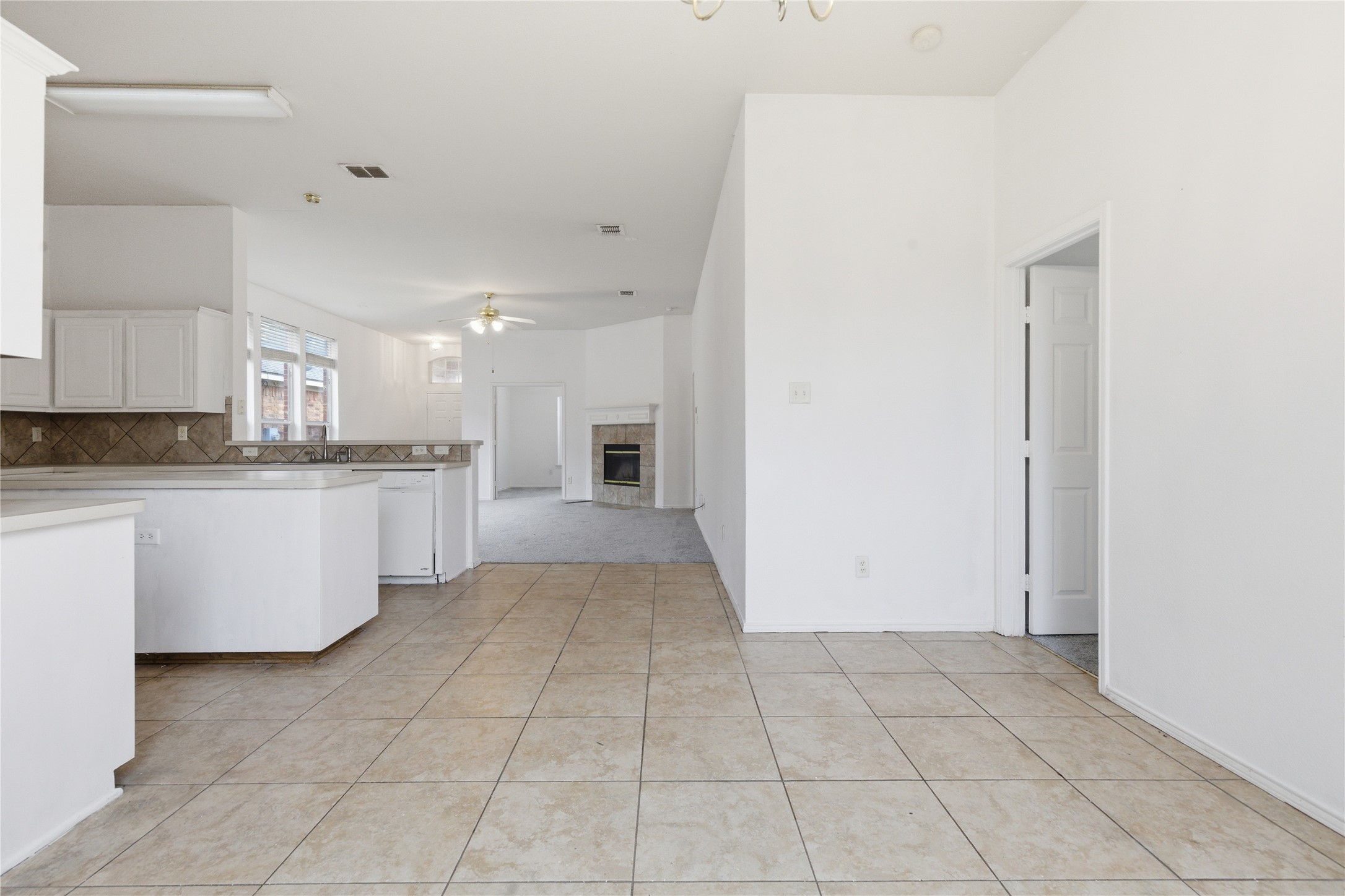 13609 Justice Court Euless TX 76040
