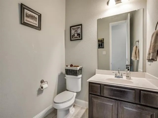 321 Valentino Grand Prairie TX 75052