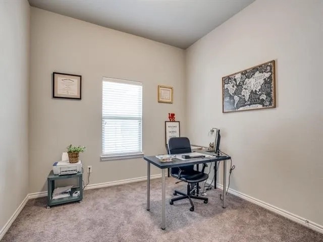 321 Valentino Grand Prairie TX 75052