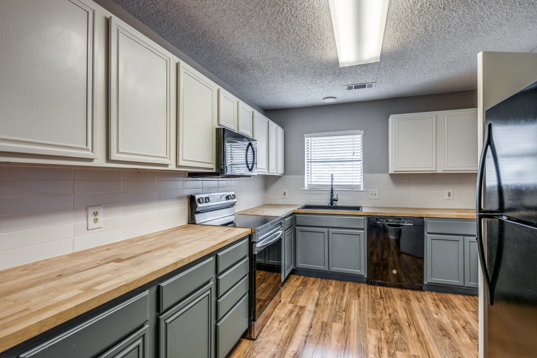 312 Mockingbird Lane Denton TX 76209