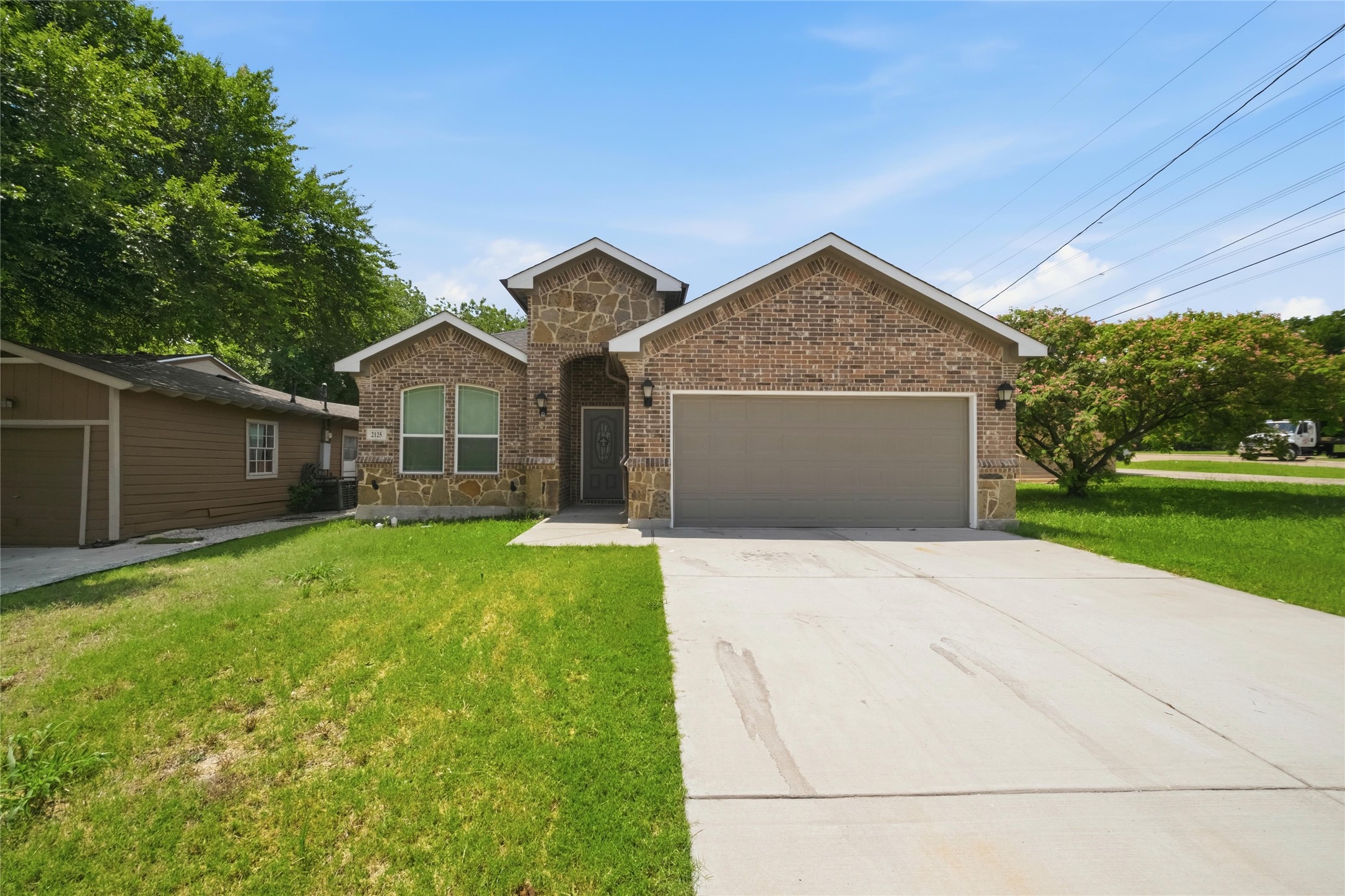 2125 Beaumont Street Grand Prairie TX 75051