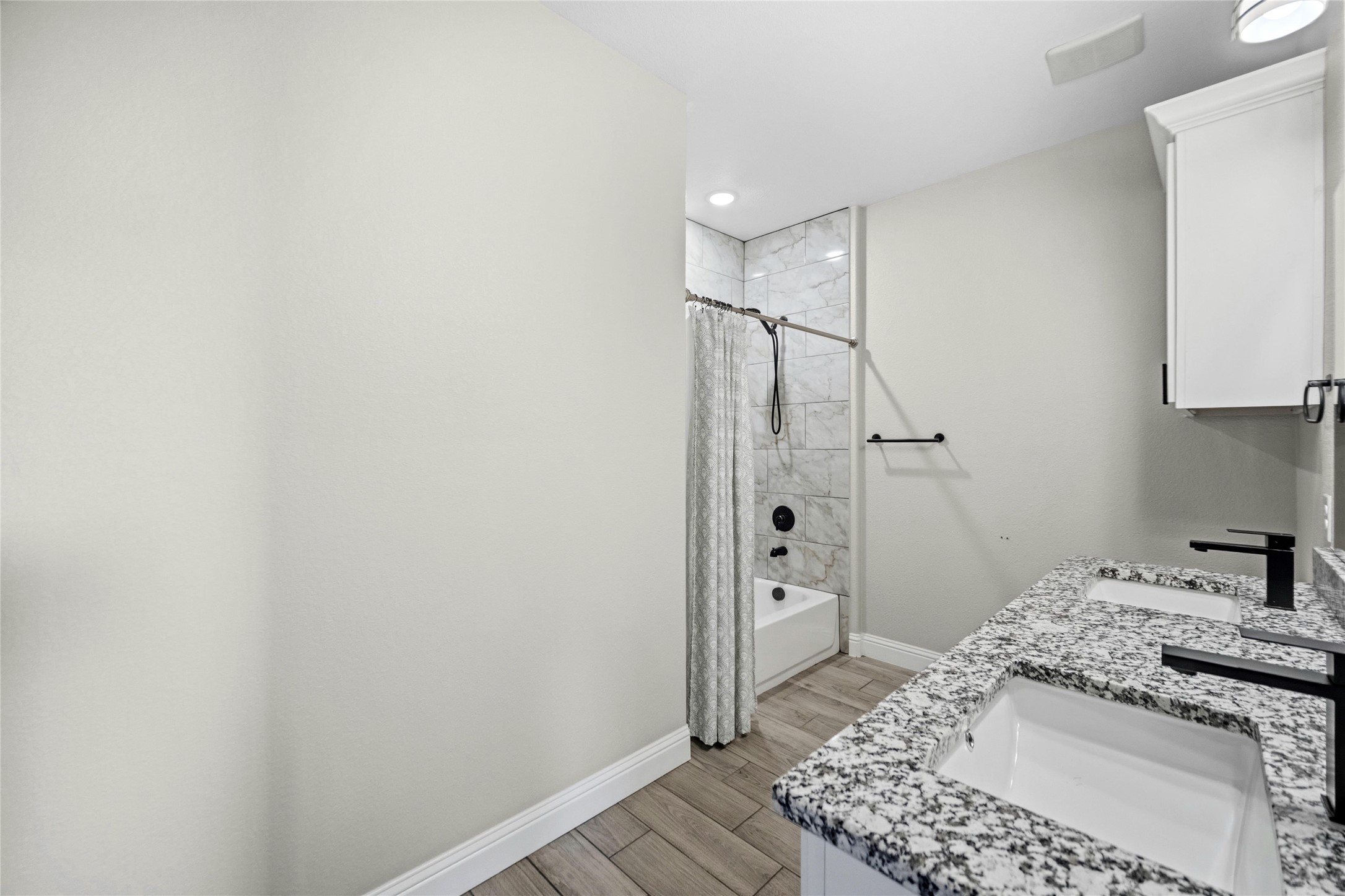 2125 Beaumont Street Grand Prairie TX 75051