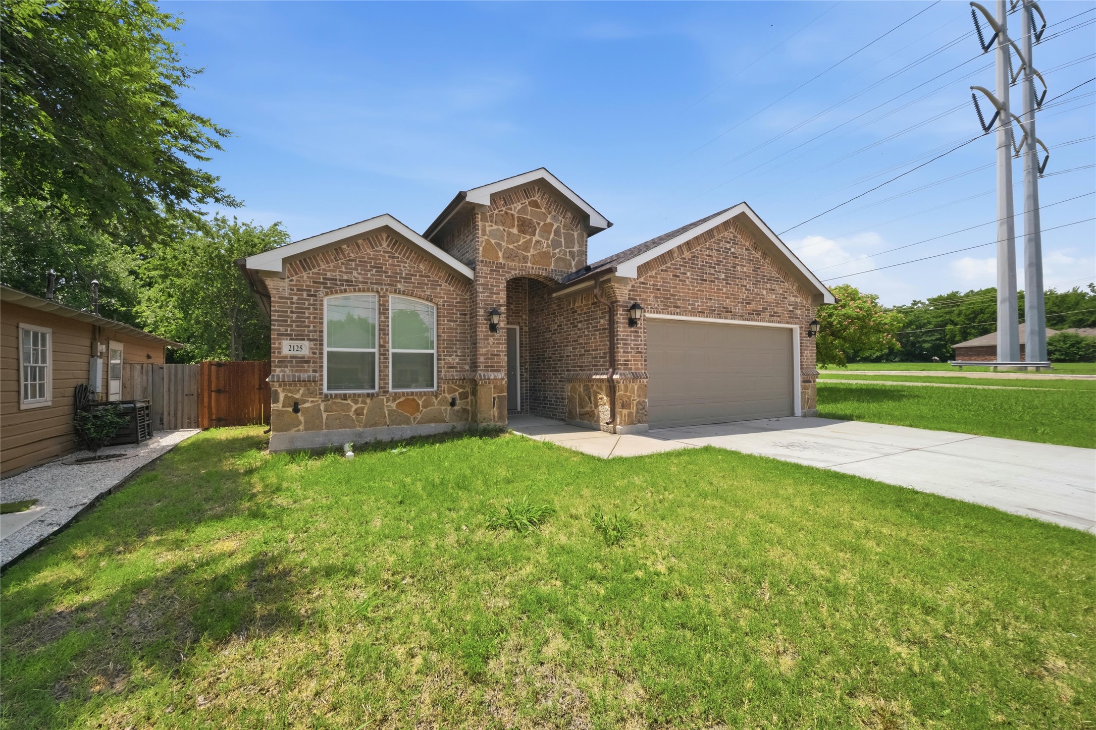 2125 Beaumont Street Grand Prairie TX 75051