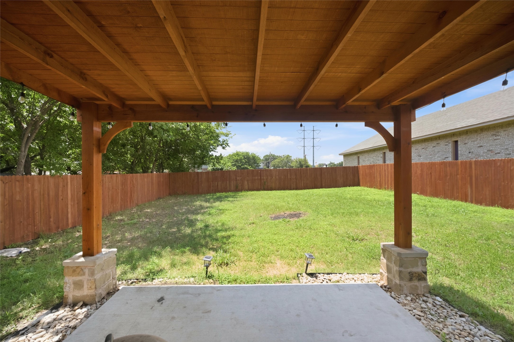 2125 Beaumont Street Grand Prairie TX 75051