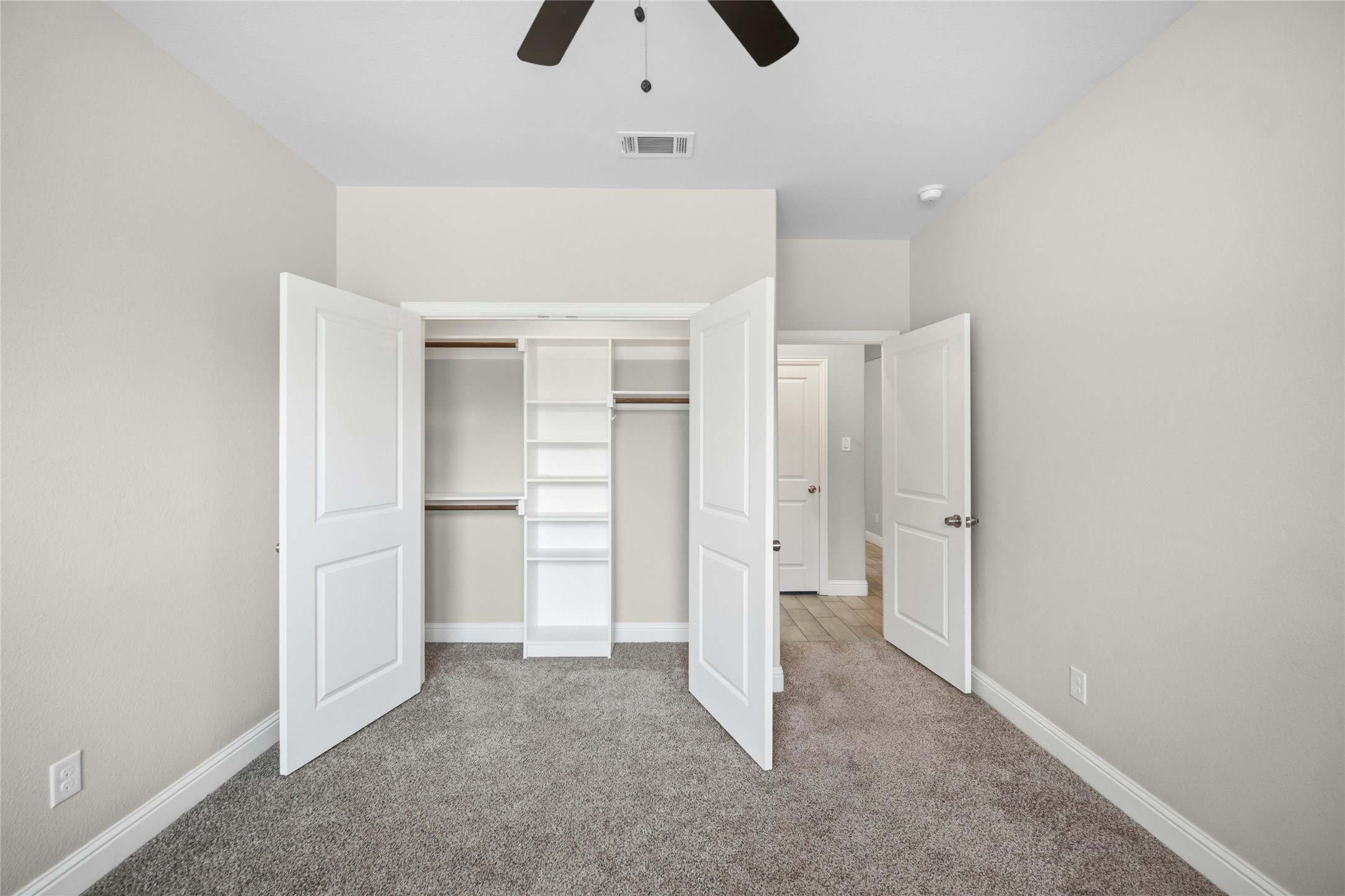 2125 Beaumont Street Grand Prairie TX 75051