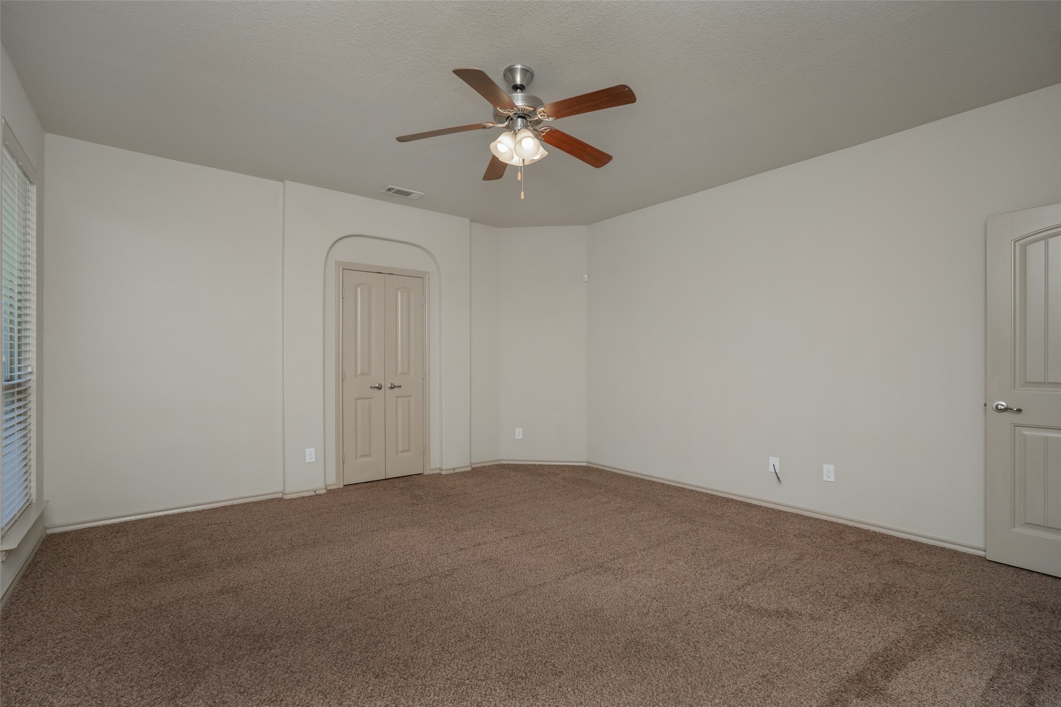 1437 Castlegar Lane Fort Worth TX 76247