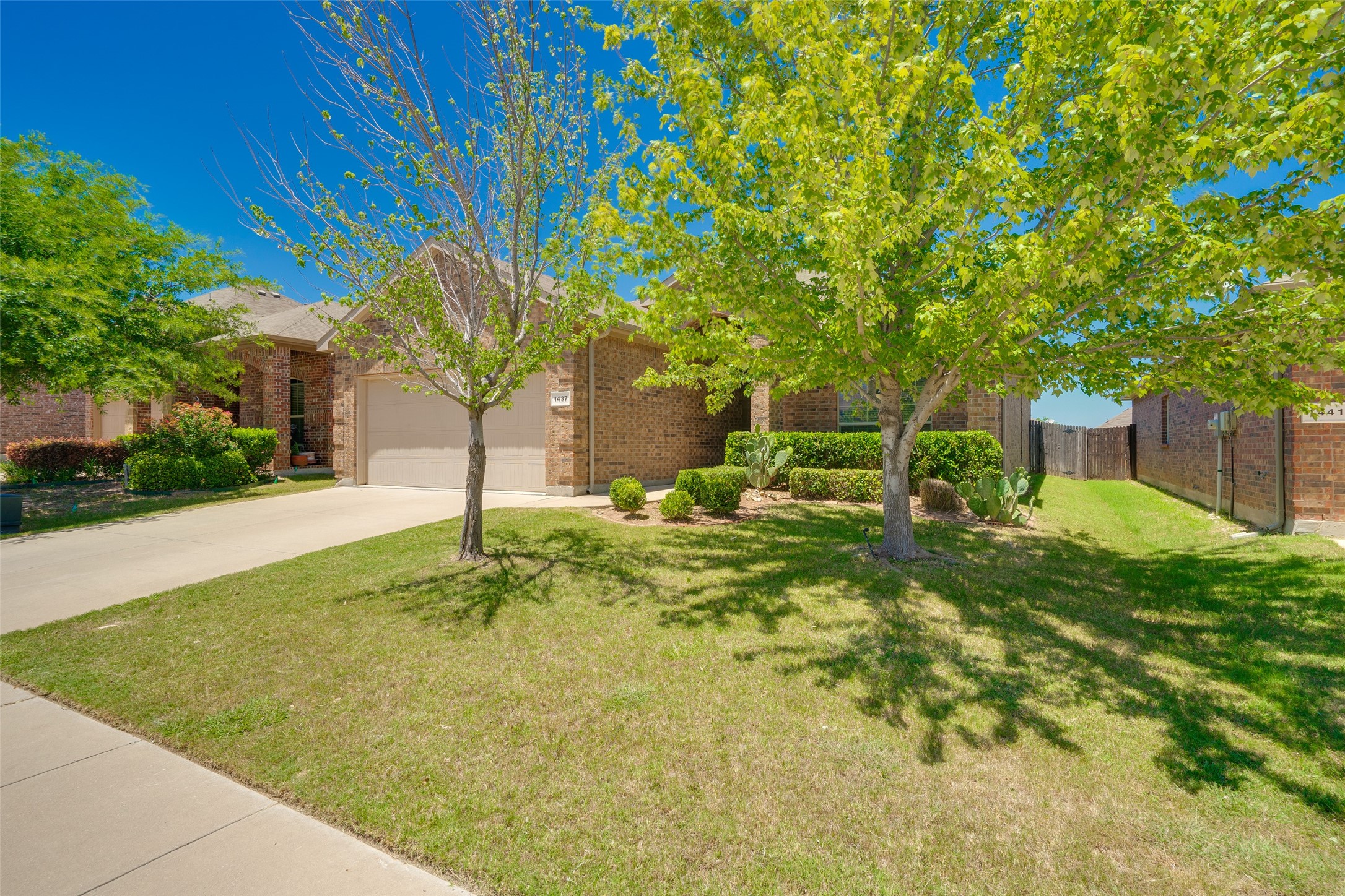 1437 Castlegar Lane Fort Worth TX 76247