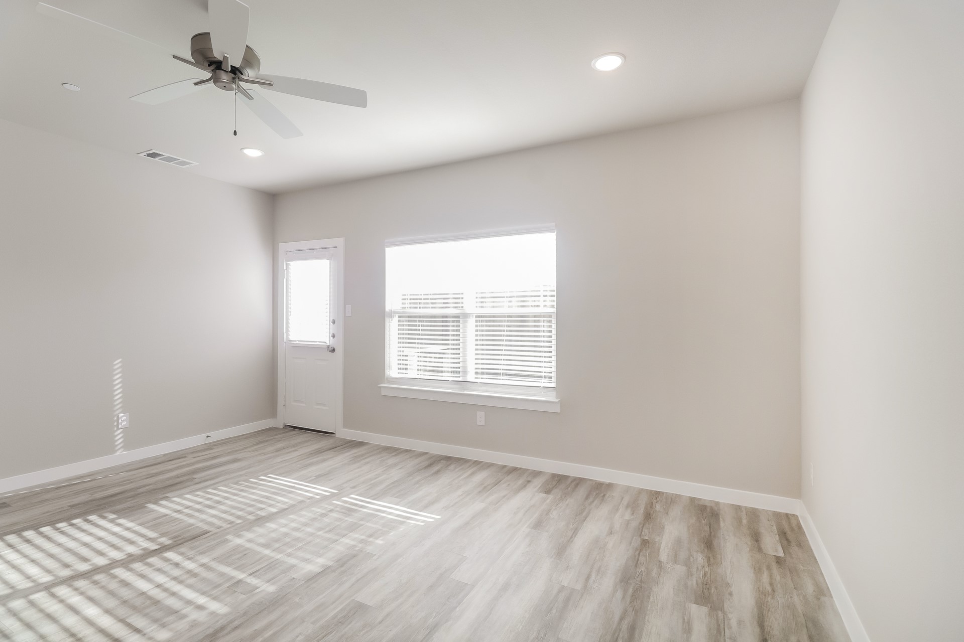 332 Niki Drive Lewisville TX 75057