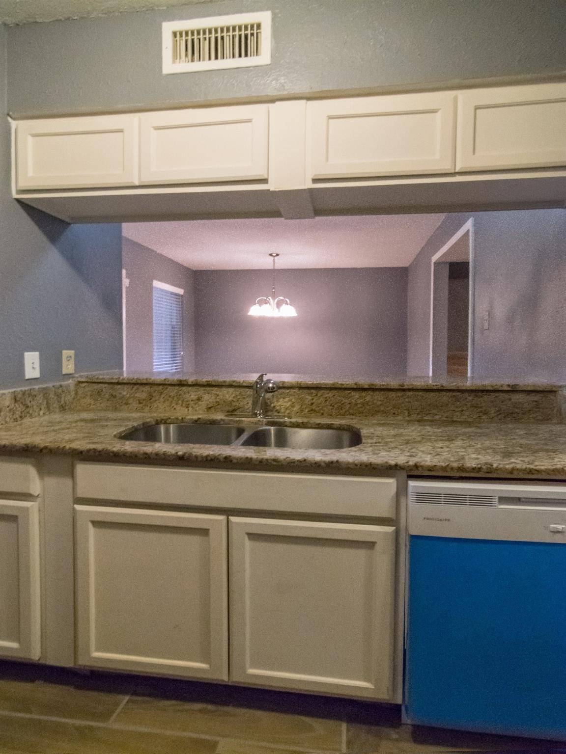 317 Valley Park Drive Garland TX 75043