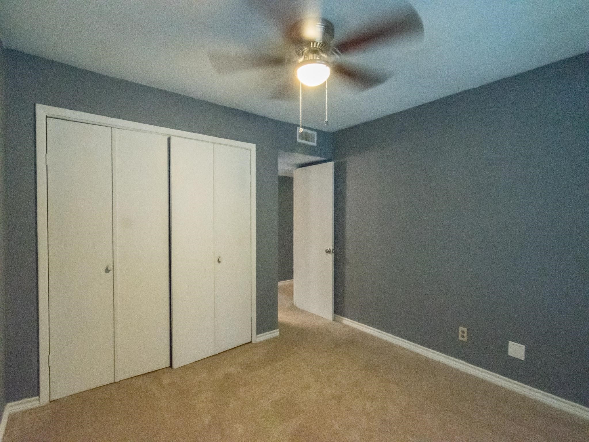 317 Valley Park Drive Garland TX 75043